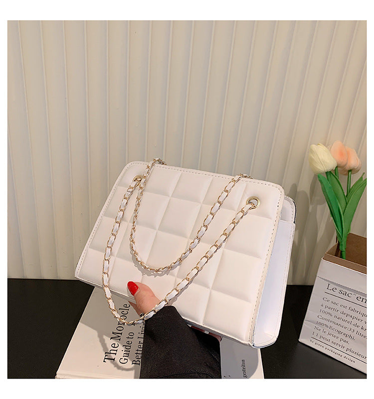 Women Retro Chain Solid Shoulder Bag 39