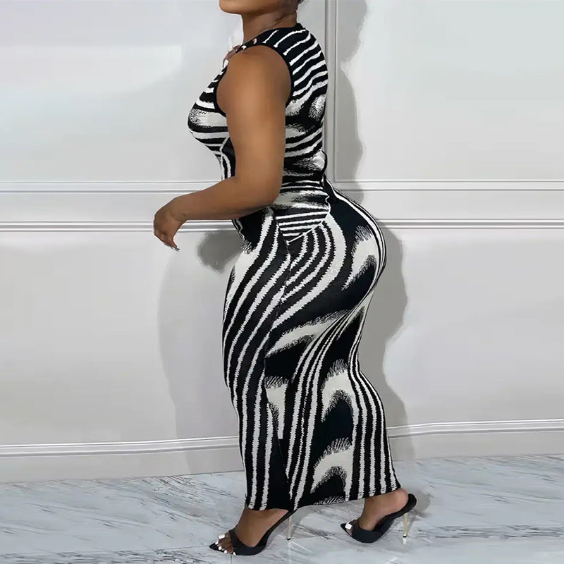 Plus Size Women's Irregular Striped Sleeveless Round Neck Fitted Dress 4