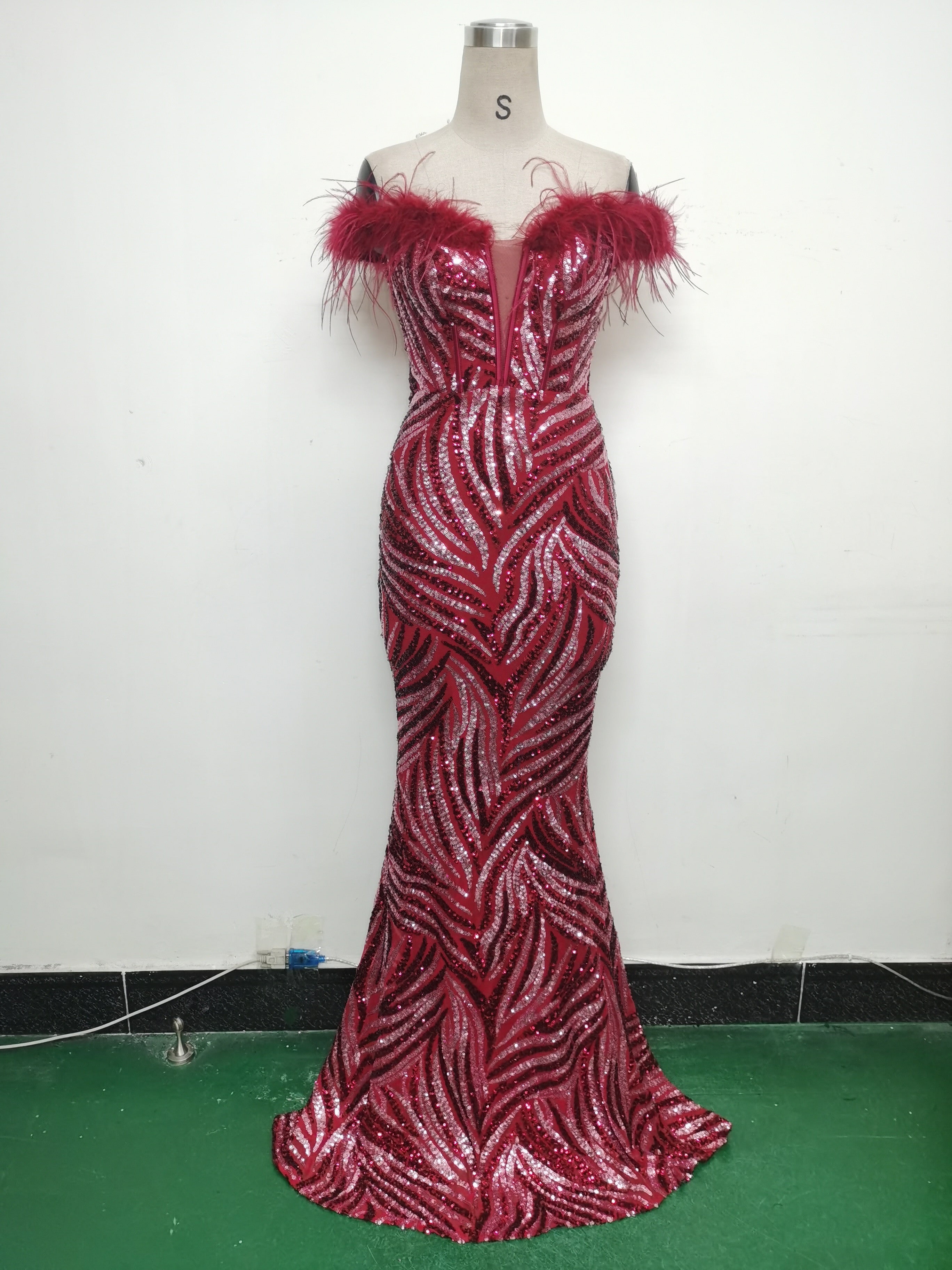 Fishbone Slim Waist Off Shoulder Feather Sequined Evening Dress 15