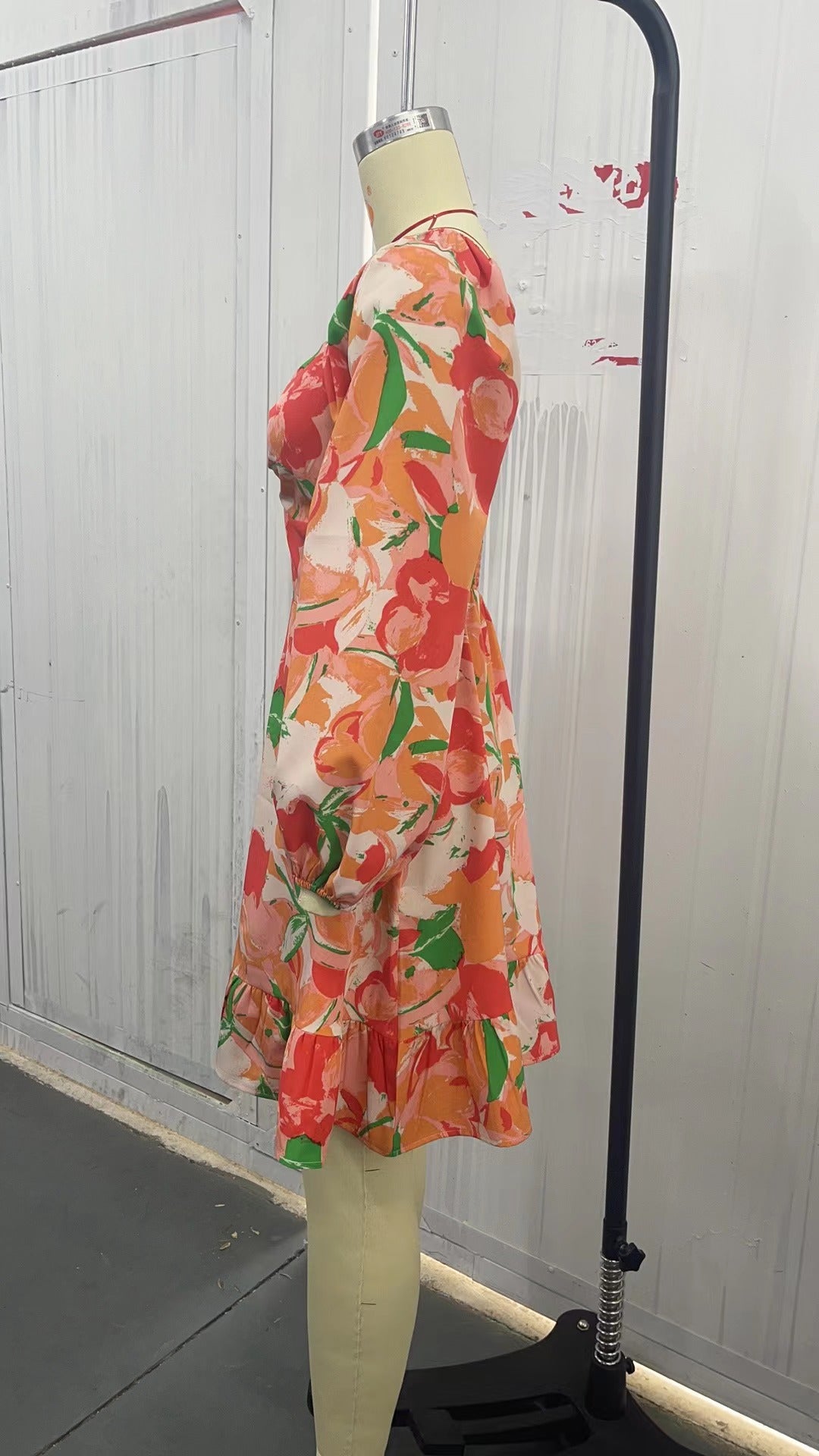 Spring, Summer And Autumn Chic Flower Printed Long-Sleeved Women's Pleated Dress 8