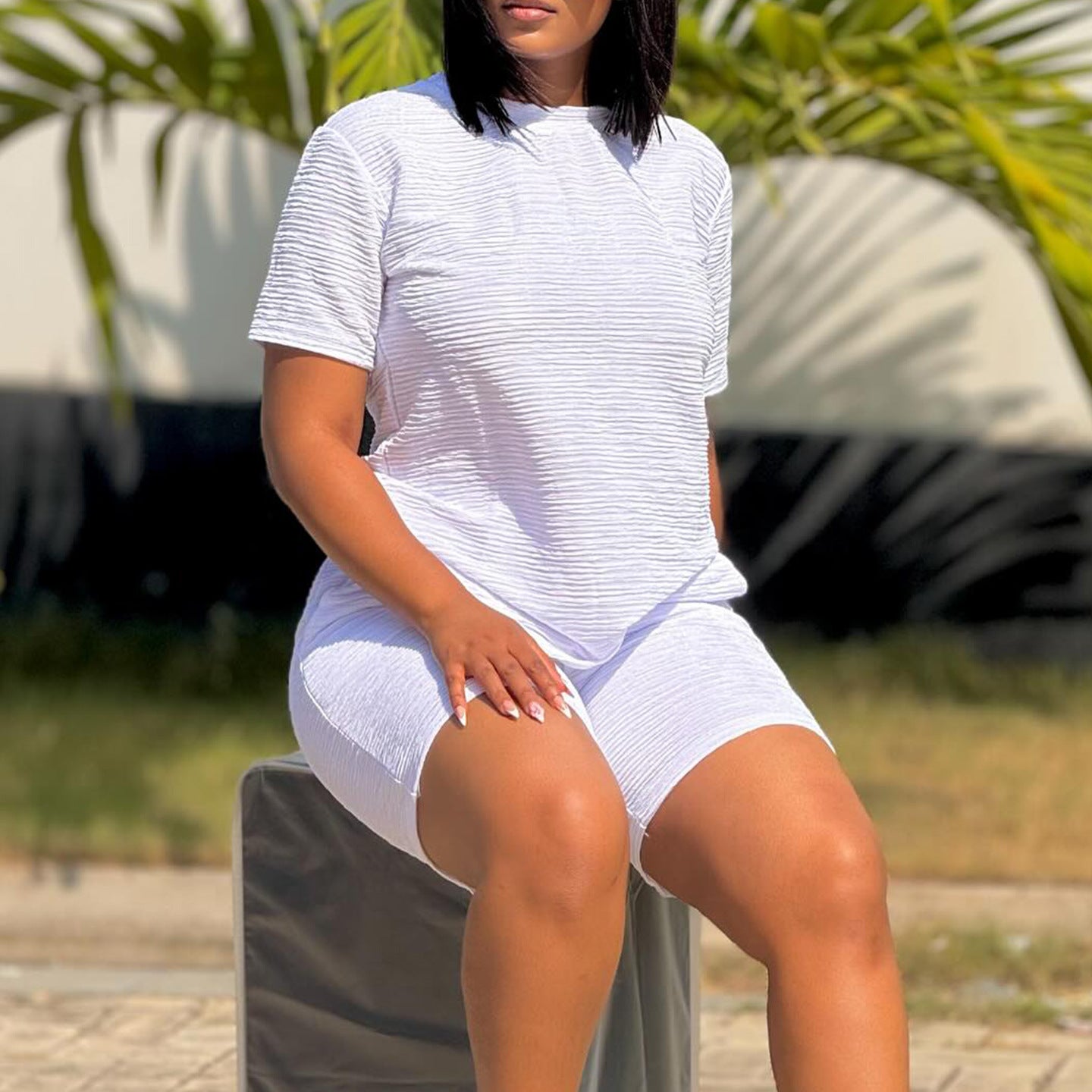 Women Casual Summer Solid Short Sleeve Top and Shorts Two-piece Set 4