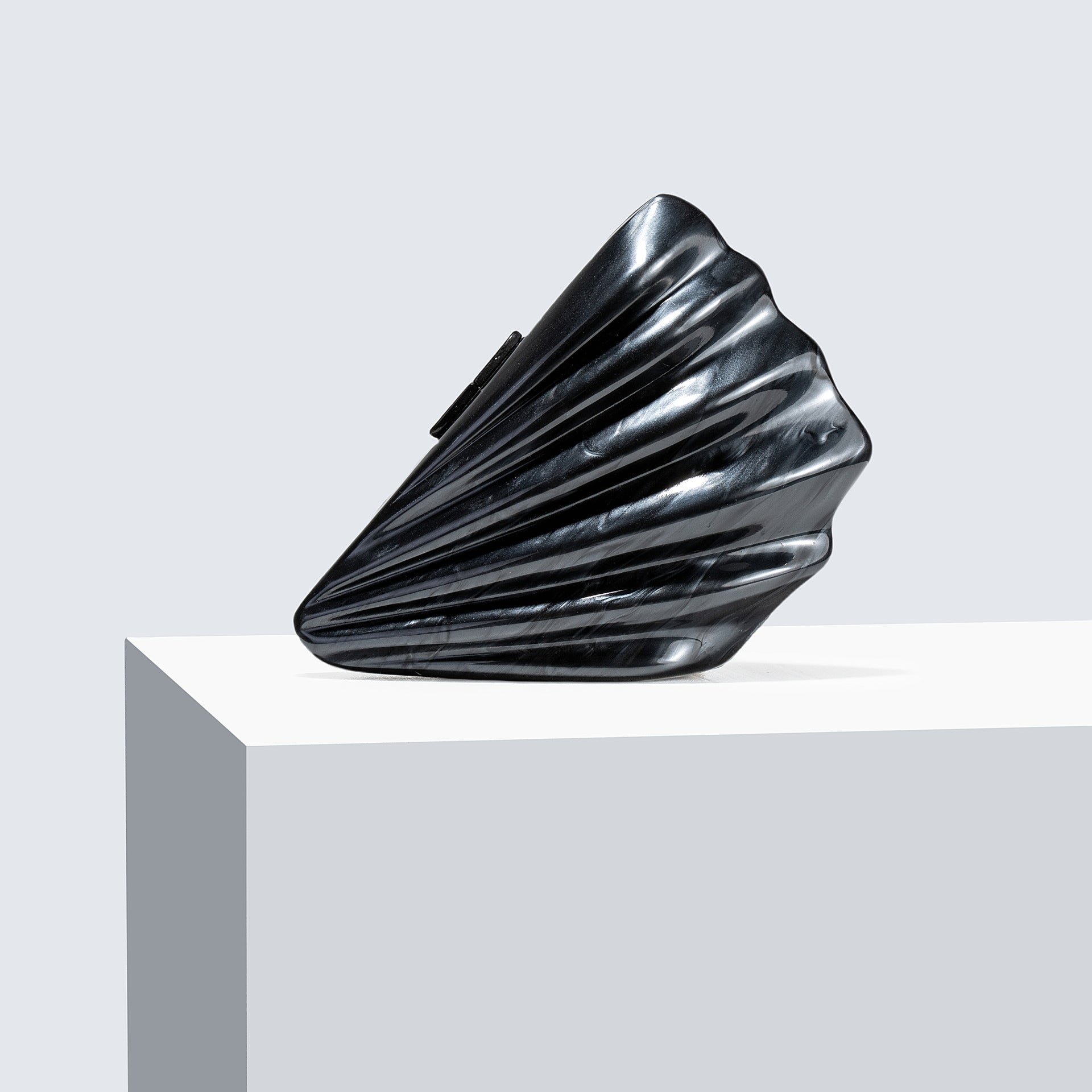 Women's Shoulder/Crossbody Bag Fan-Shaped Shell Acrylic Clutch for Wedding & Evening Party 6