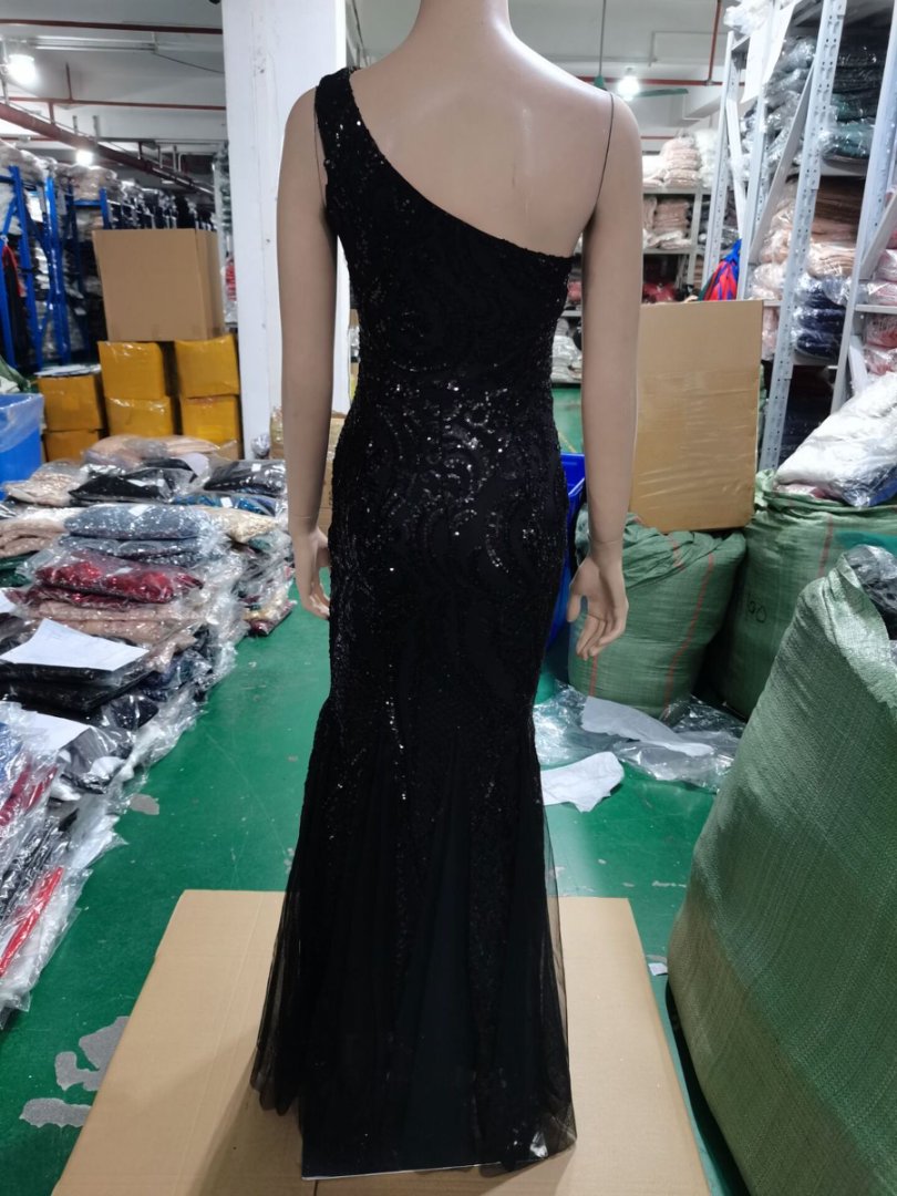 Luxury Sequin Mermail Women Formal Party Evening Dress Sexy Slash Shoulder Long Slim Bridal Gown 17