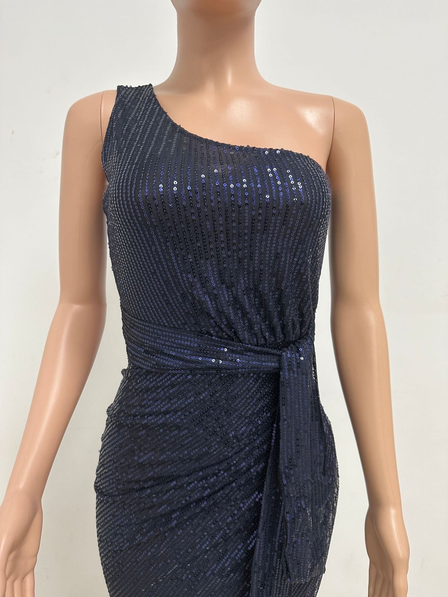 Women's One-Shoulder Lace-Up Sequined Evening Dress 104