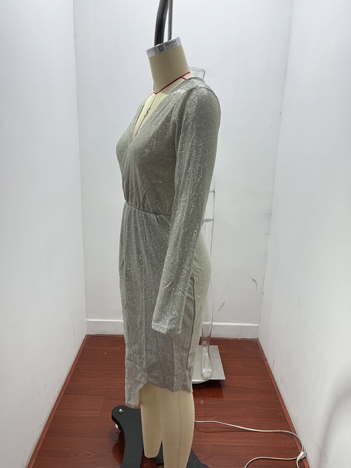 Women Shiny long-sleeved V-neck sparkling evening sexy dress 43