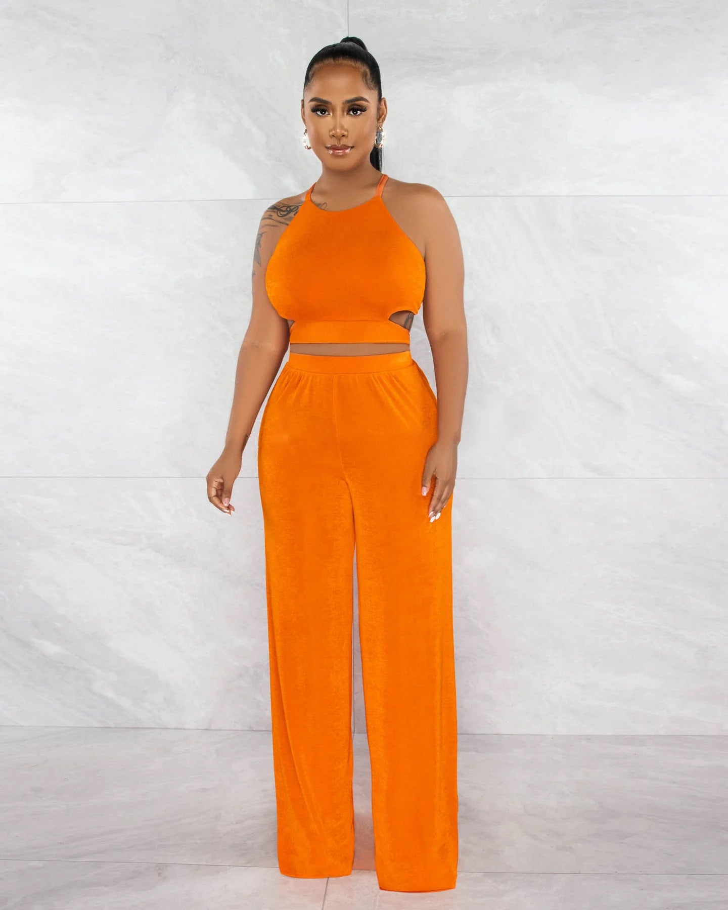 Women Halter Neck Crossover Crop Top andSolid Wide Leg Pants Two-Piece Set 6