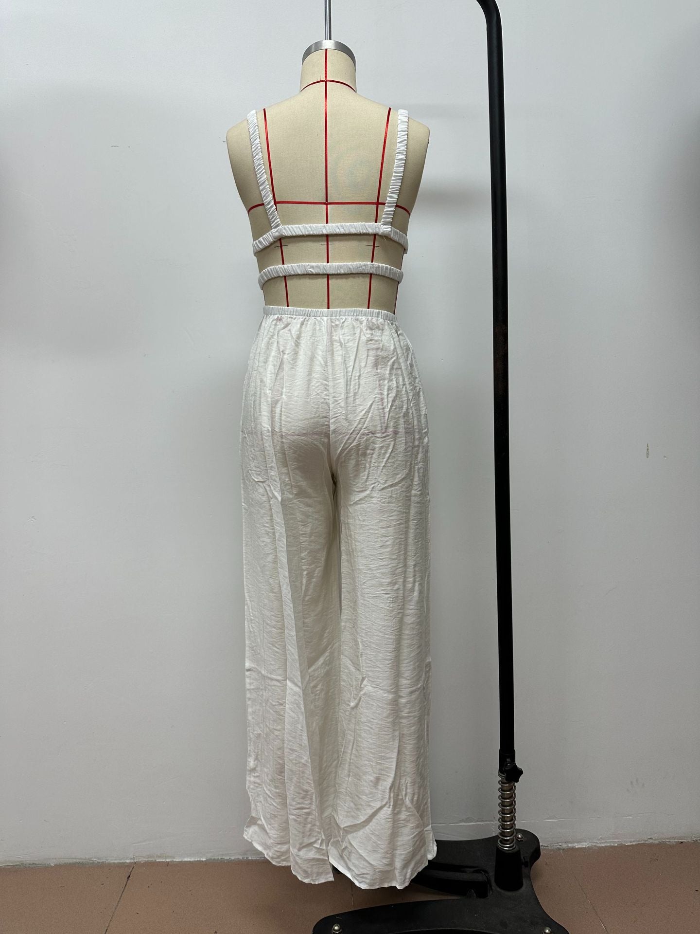 Pure Color Women's Fashionable Strap Low Back Wide Leg Jumpsuit 12