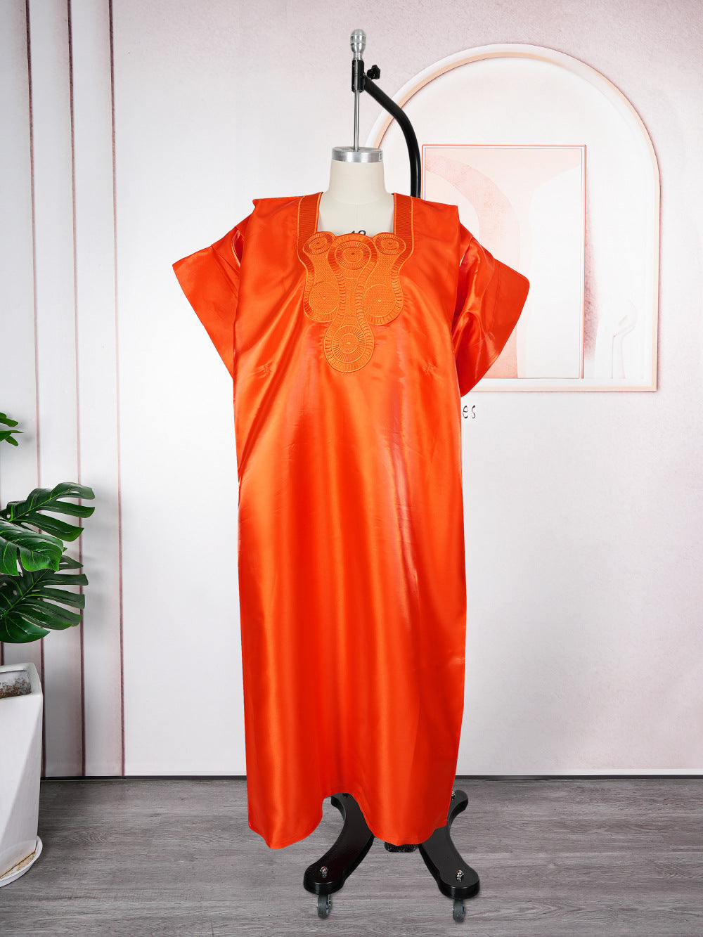 Plus-Size African Women Embroidered Dress 17