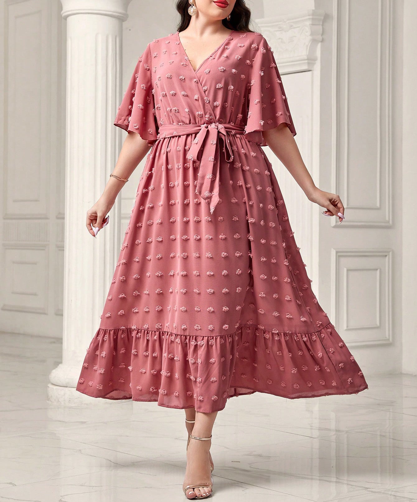 Plus Size Women V-Neck Lace-Up Short Sleeve Maxi Dress 3