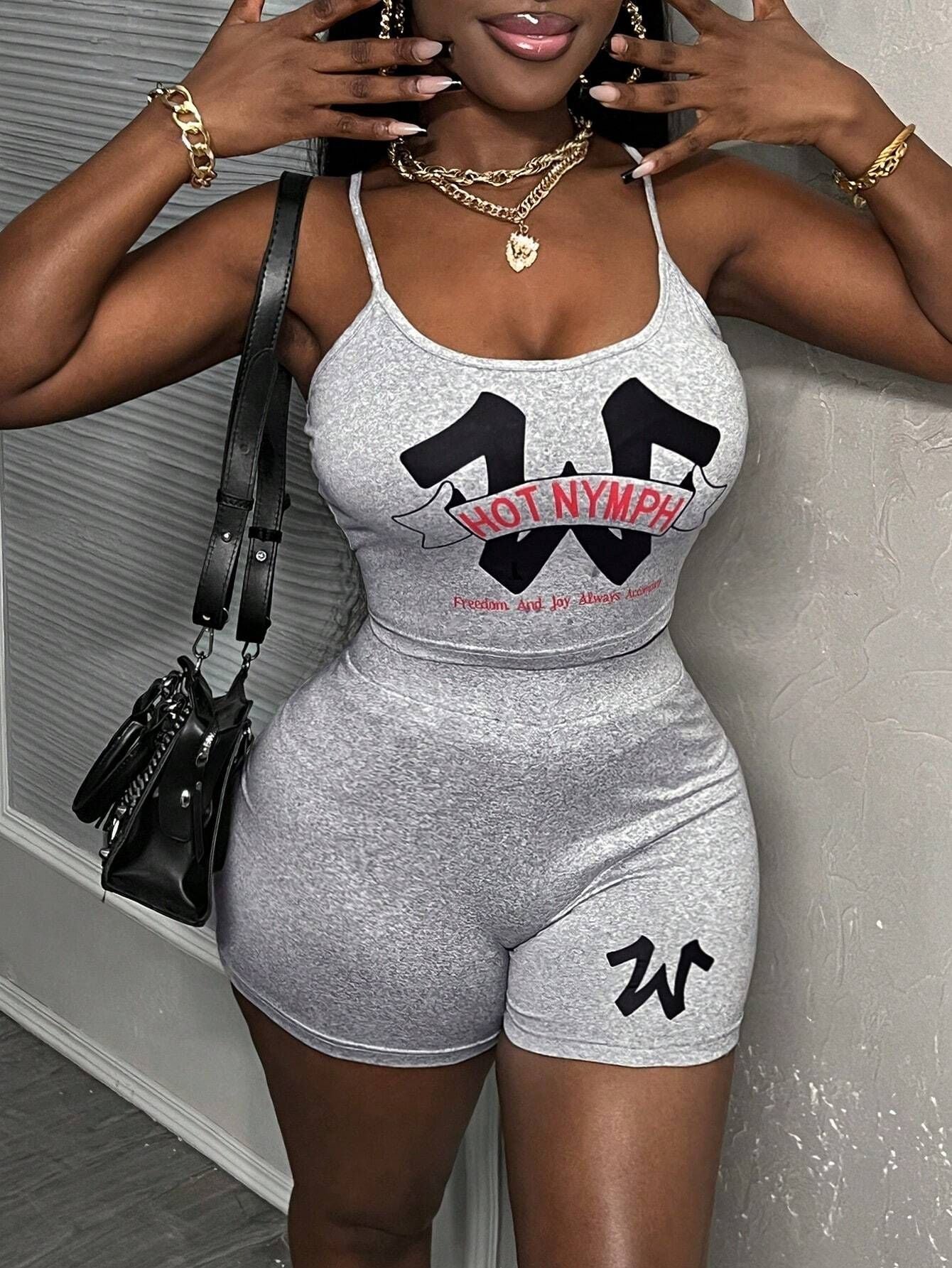 Summer trendy women's Printed Strap two piece shorts set 7