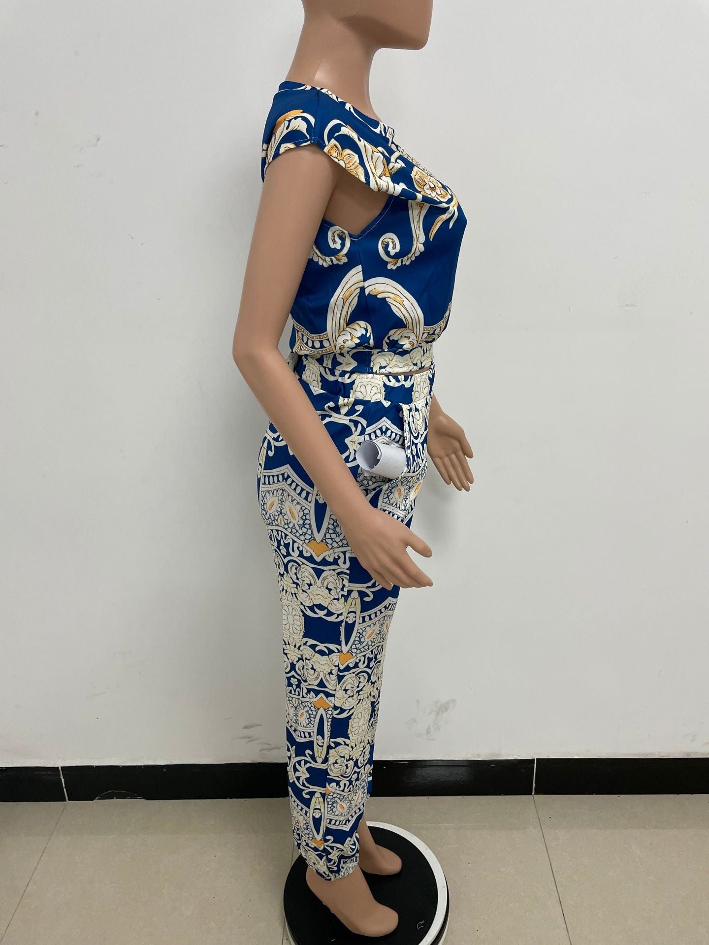 Fashionable Women's Printed Sleeveless Casual Two Piece Pants Set 12