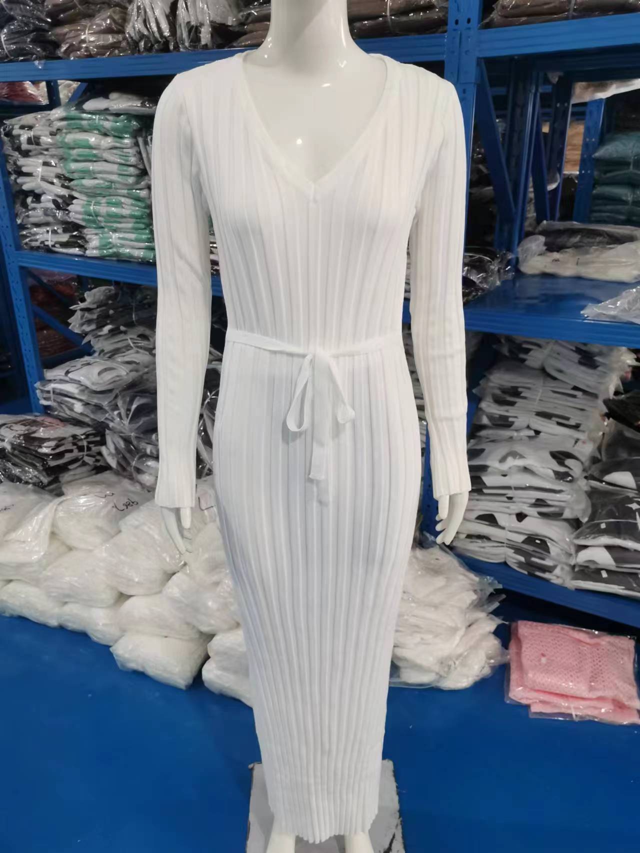 Autumn And Winter Casual Slim Waist V-Neck Wide Ribbed Slim Fit Knitting Long Dress For Women 14