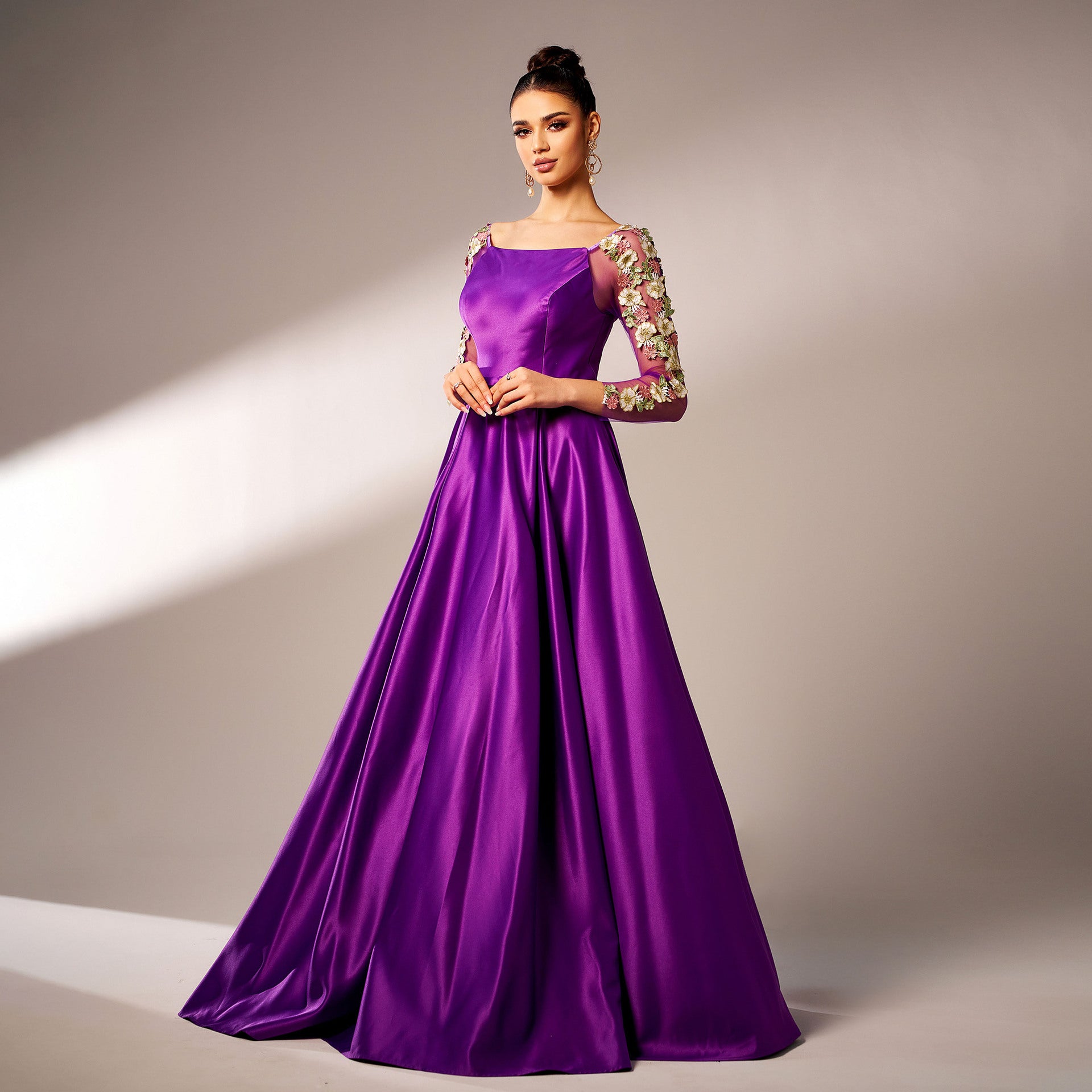 Women long-sleeved square neck Formal Party applique evening dress 5