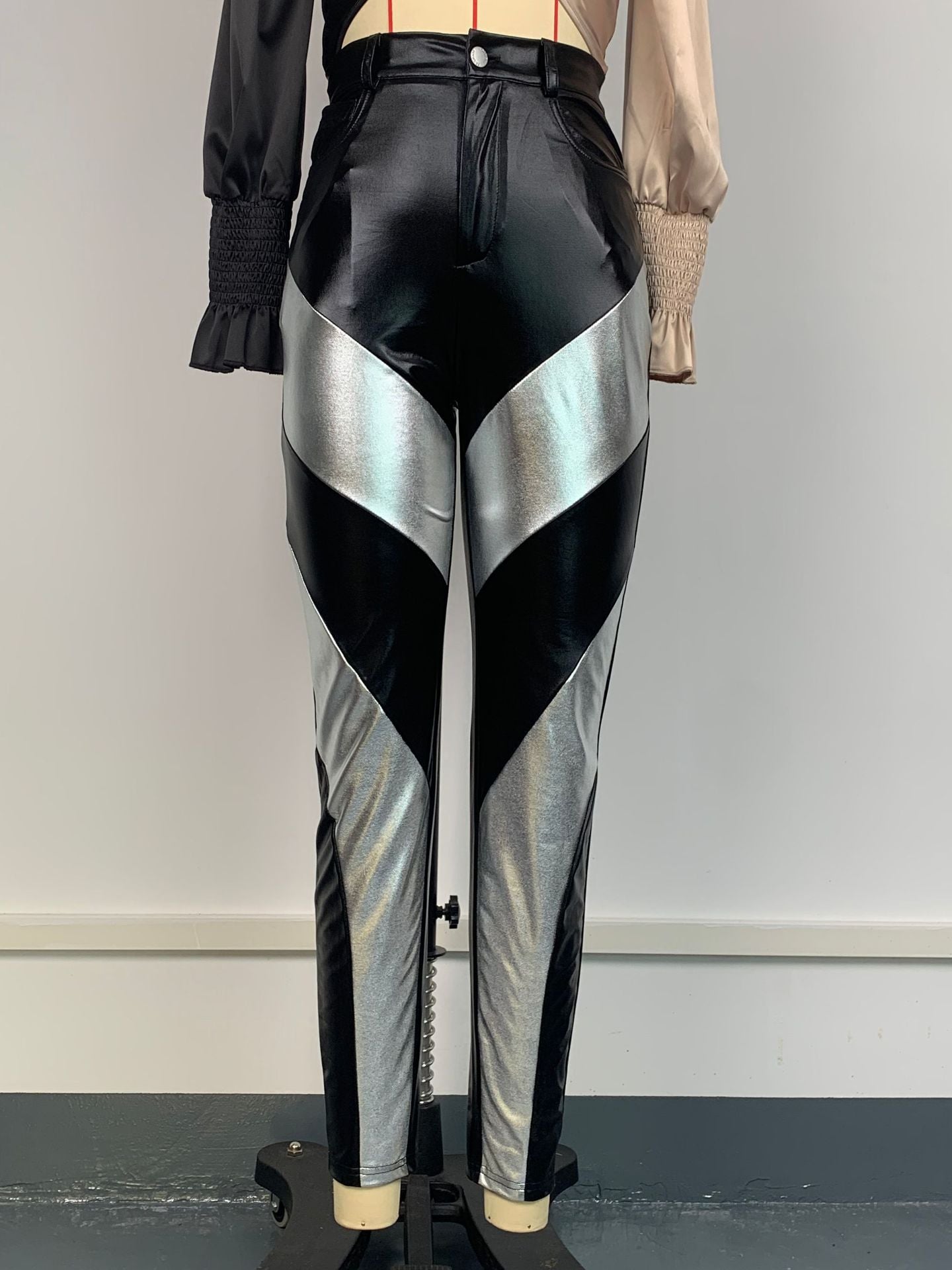 Women Patchwork Contrast Pocket Pants 8