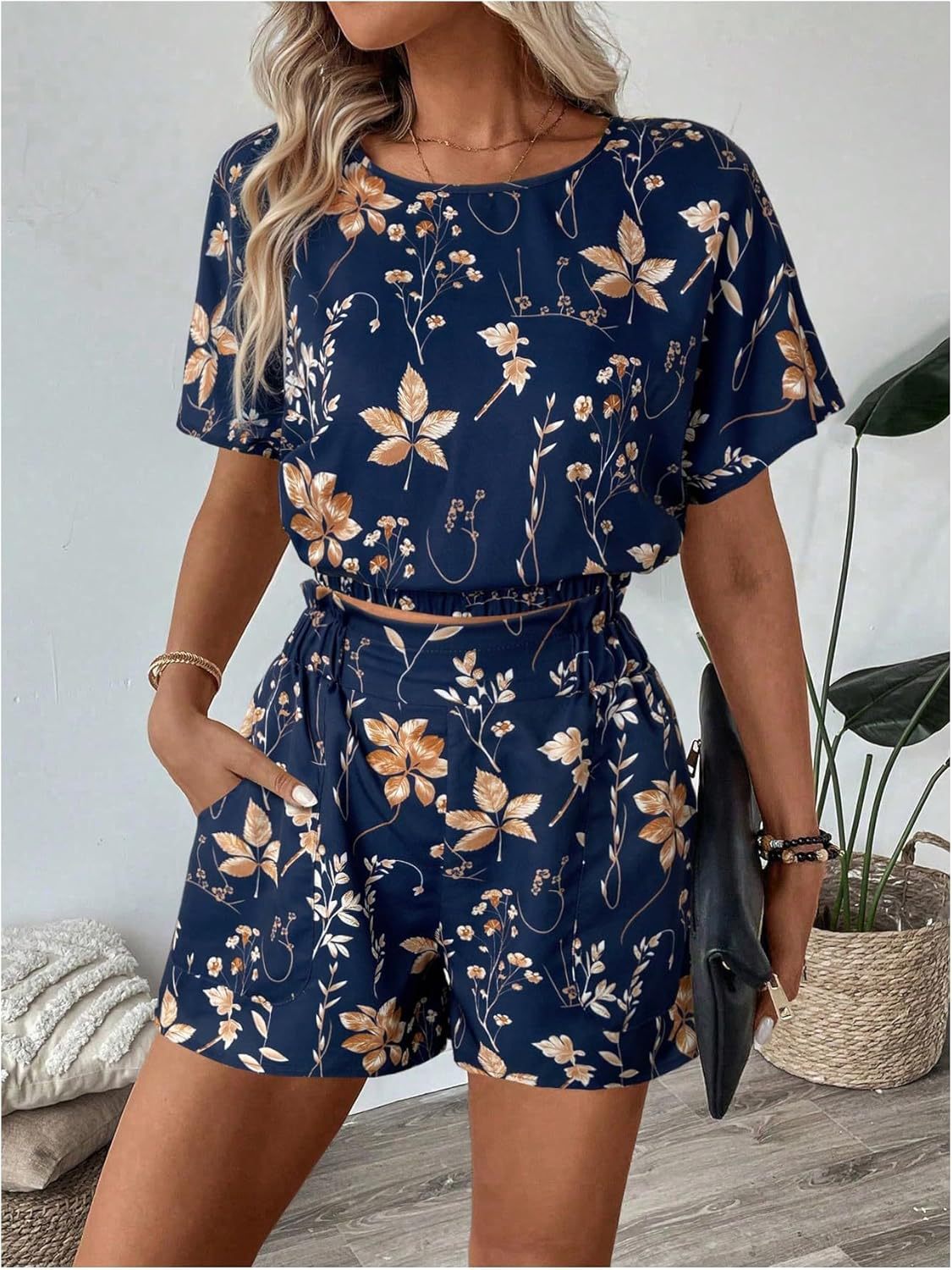 Women Summer printed Casual shirt shorts Two Piece Set 6