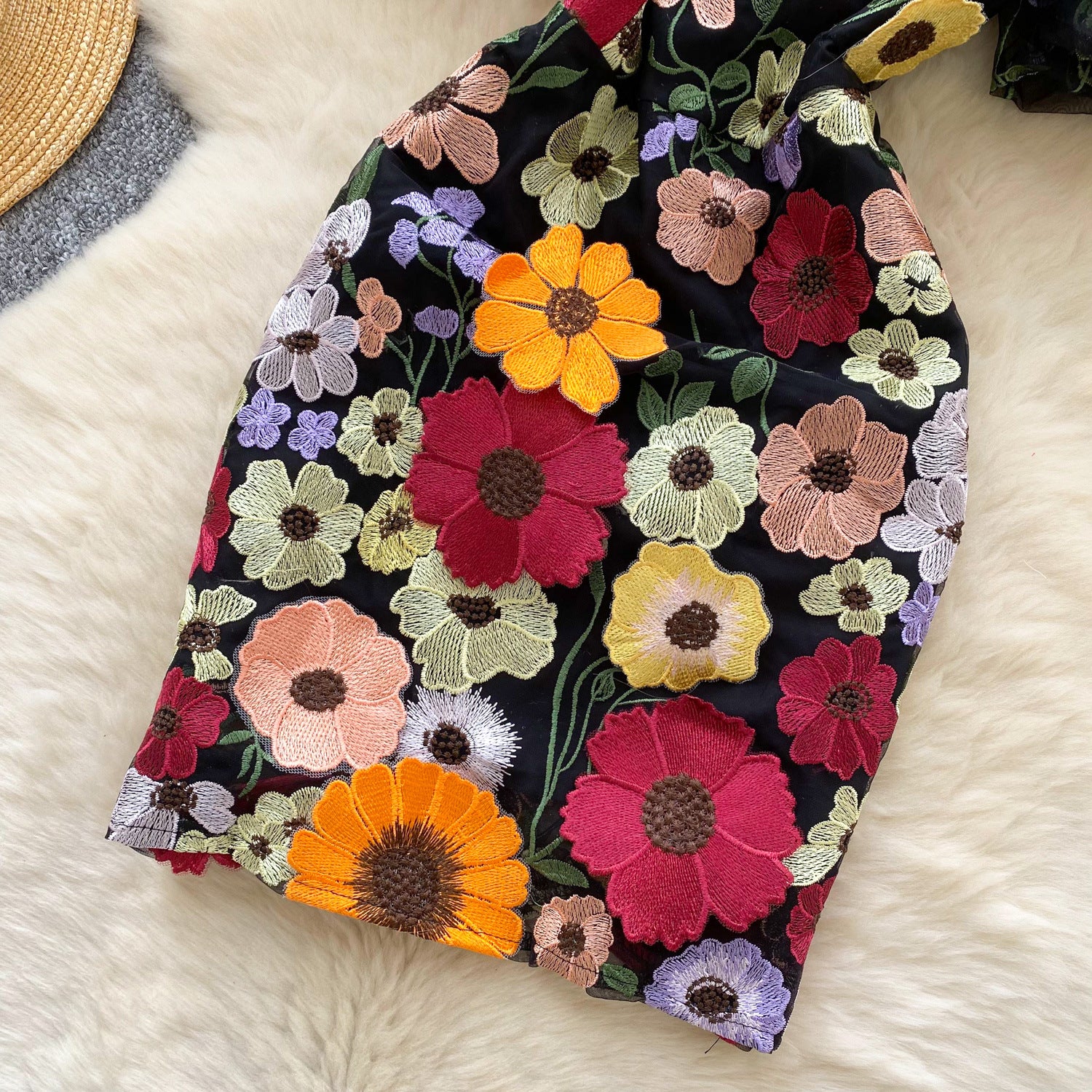 Women's  Luxury Embroidery Mesh Puff Sleeve Slim Waist Short Chic Dress 17