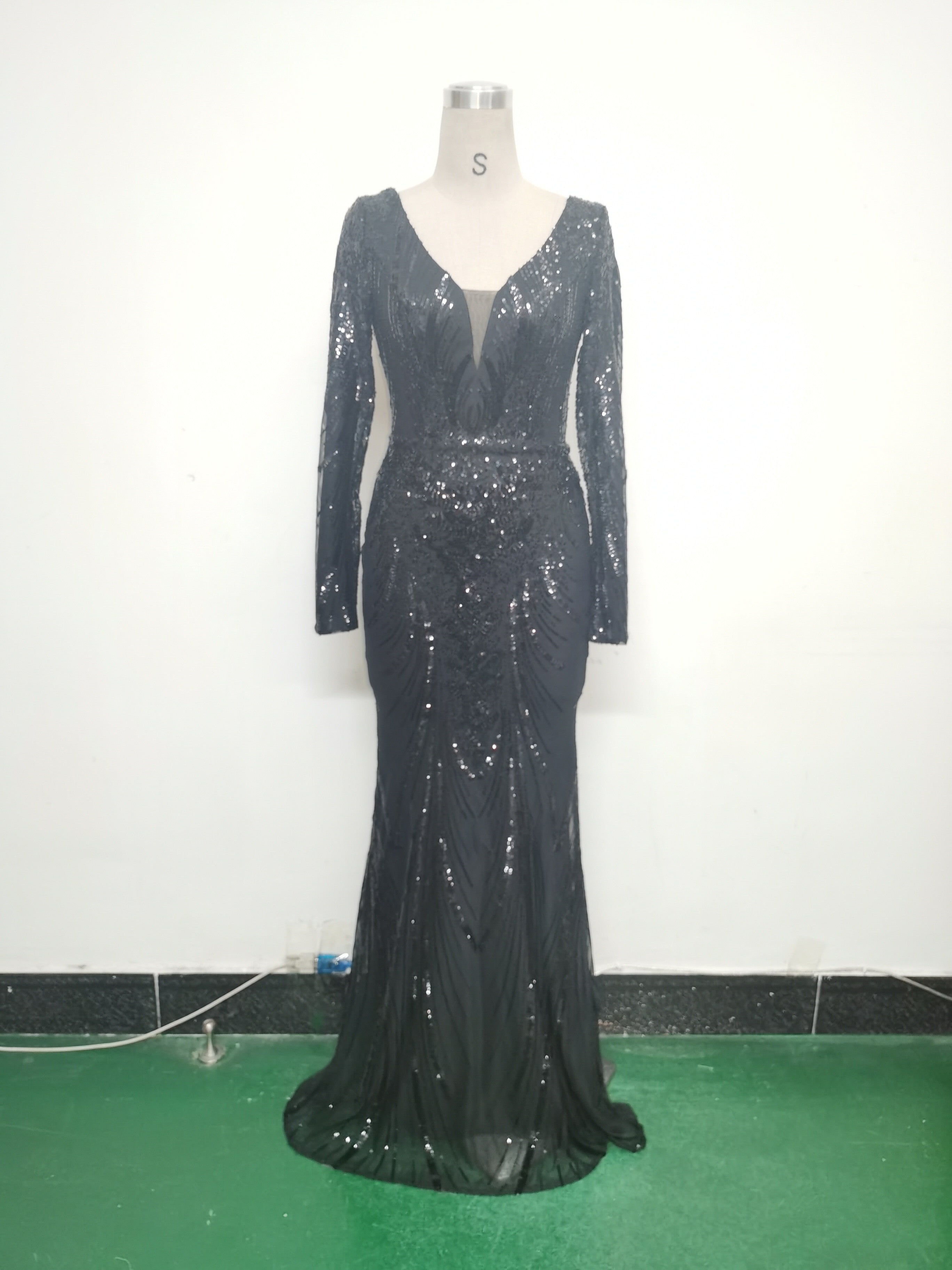 Women Positioning Flower Beaded Long Sleeve Evening Dress 22