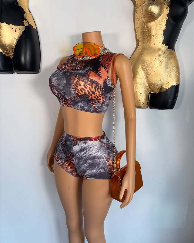 Women Sexy Print Sleeveless Top and Shorts Two-piece Set 5