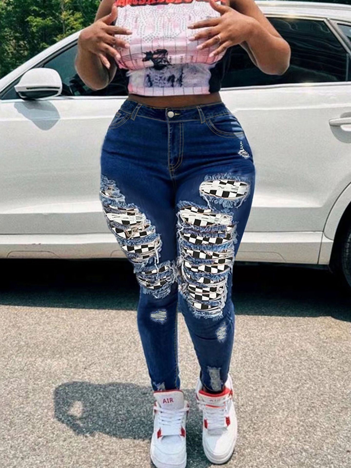 Women's Sexy Patch Detail Button Tight-Fitting Casual Stretch Ripped Denim Pants 5