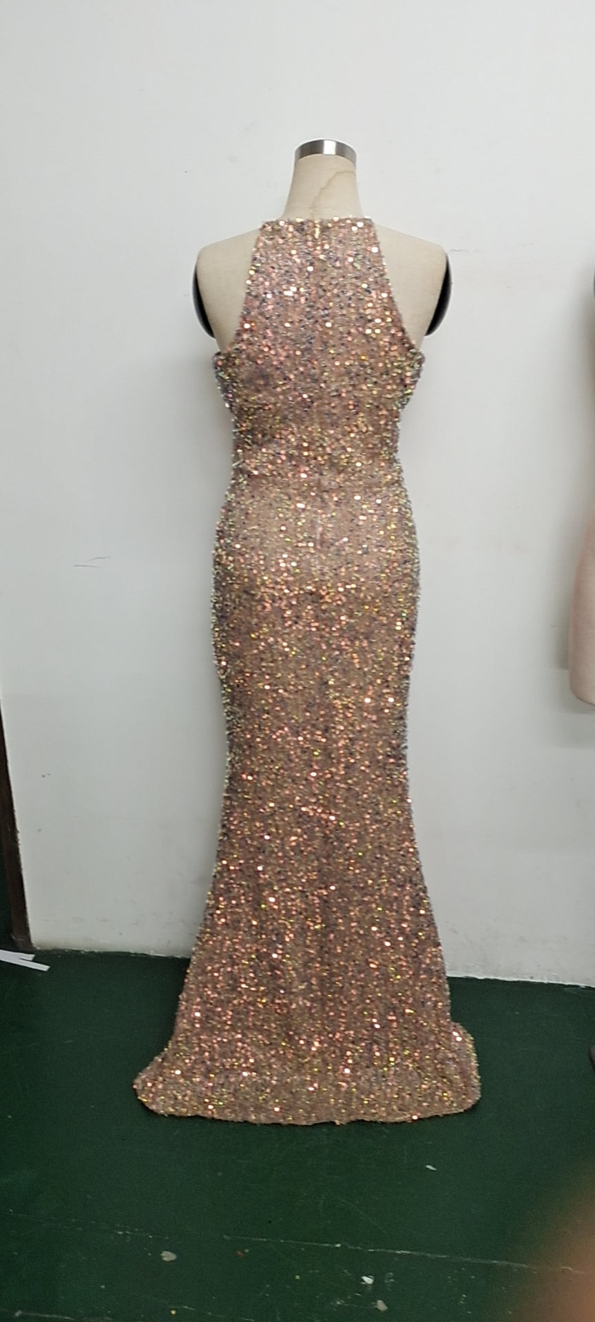 Summer Elegant Sequins Sleeveless Halter Split Evening Dress 17