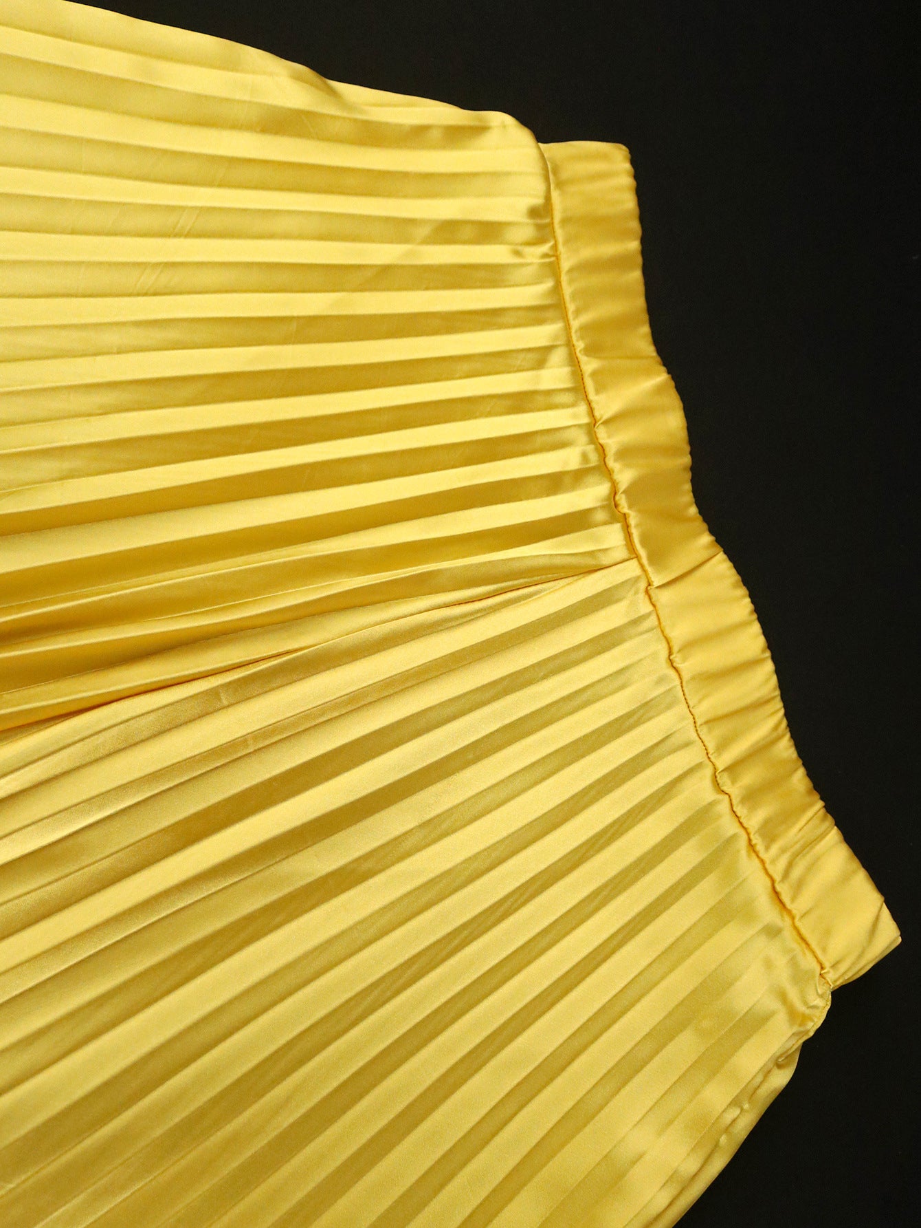 Sexy V-Neck Bow Blouse & Elegant Wide-Leg Pleated Pants Two-Piece Set 17