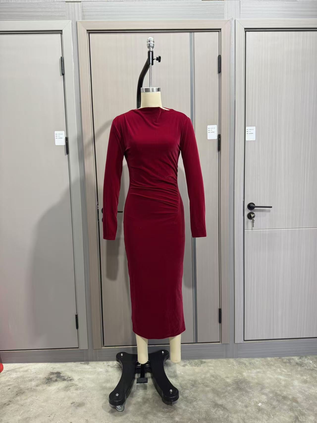 Women's Chic Solid Color Long Sleeve Slim Midi Dress 14