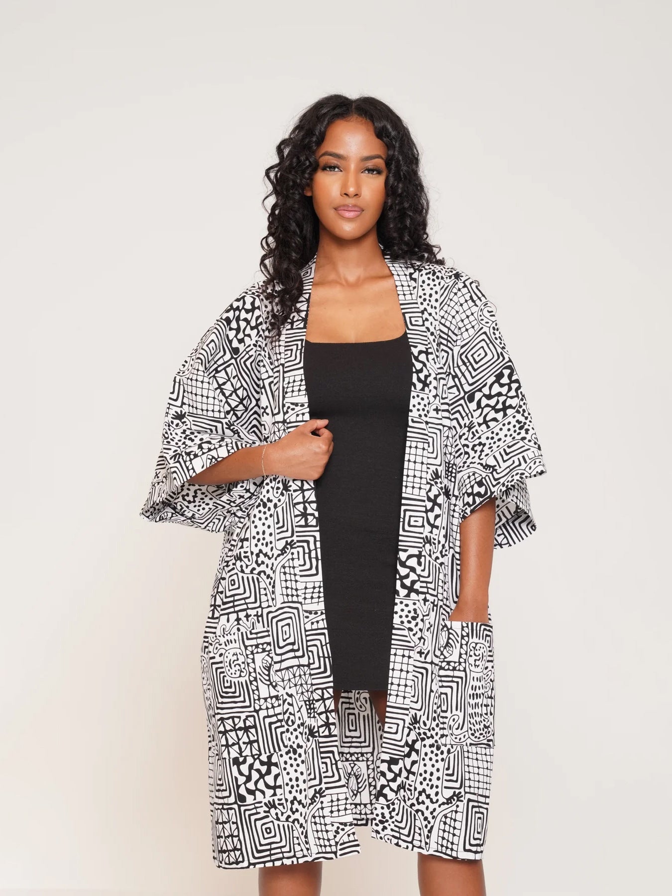 Women three-quarter sleeve printed jacket