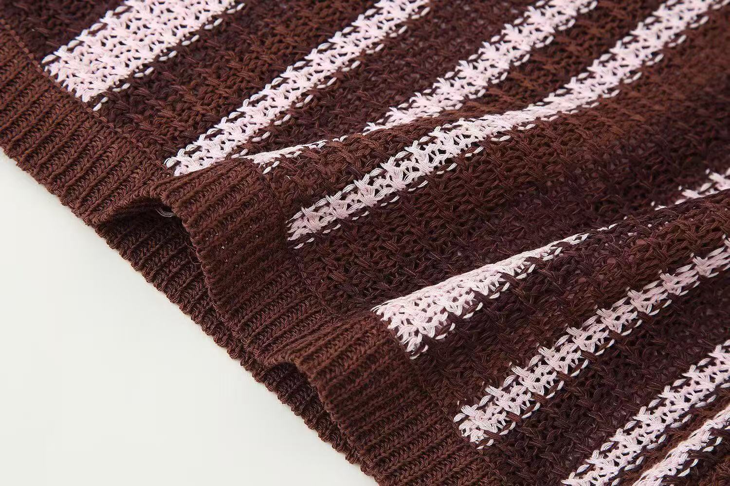 Fashion Striped Turndown Collar Short-Sleeve Top & Shorts Knit Set 18