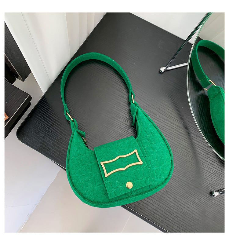 Women Trendy Saddle Bag Felt Bag 22