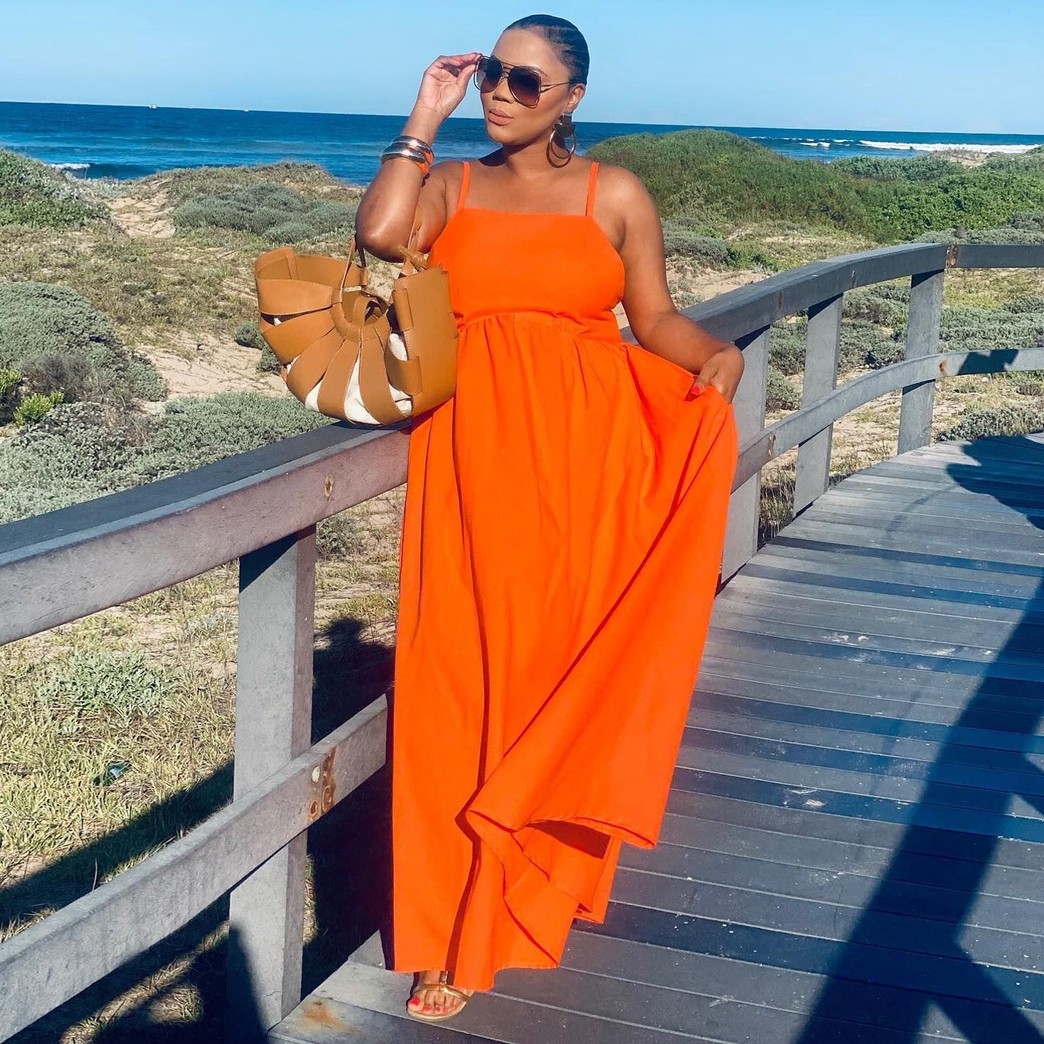 Sexy Solid Color Straps Backless Swing Dress Nightclub Maxi Dress 4