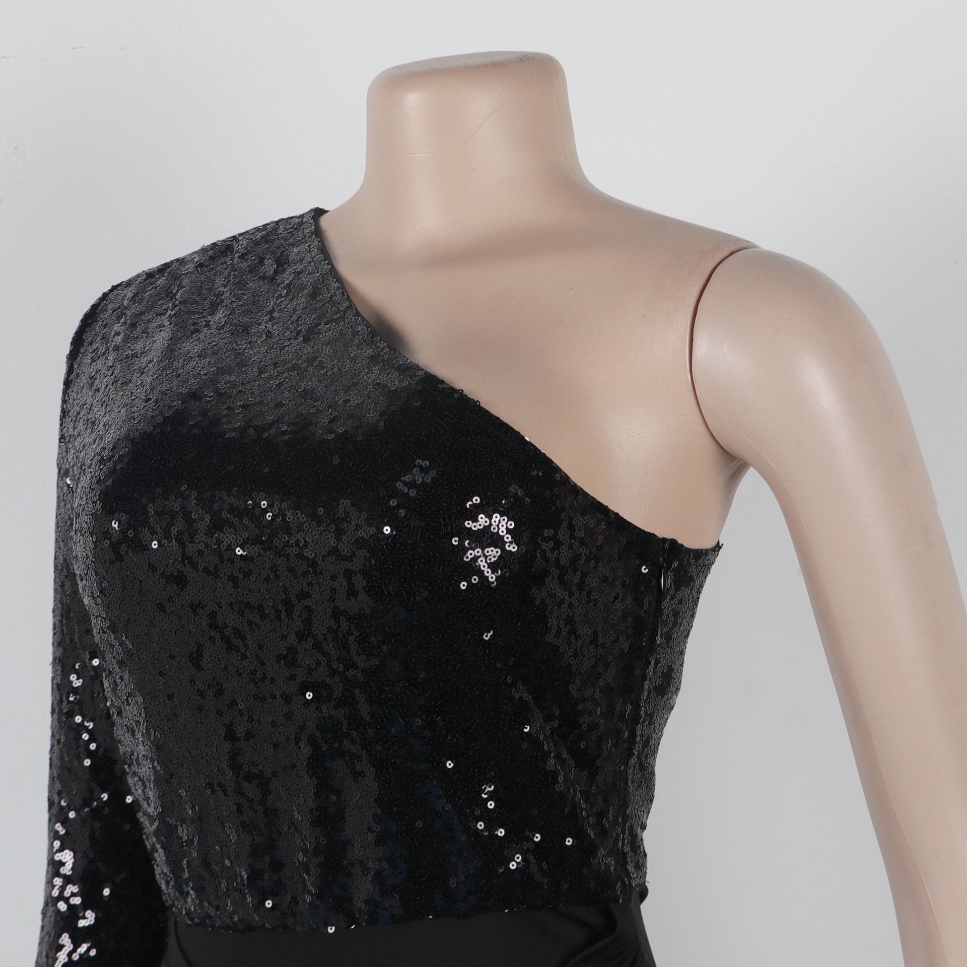 One-Shoulder Long-Sleeved Slim Waist Slit Sequin Dress 9