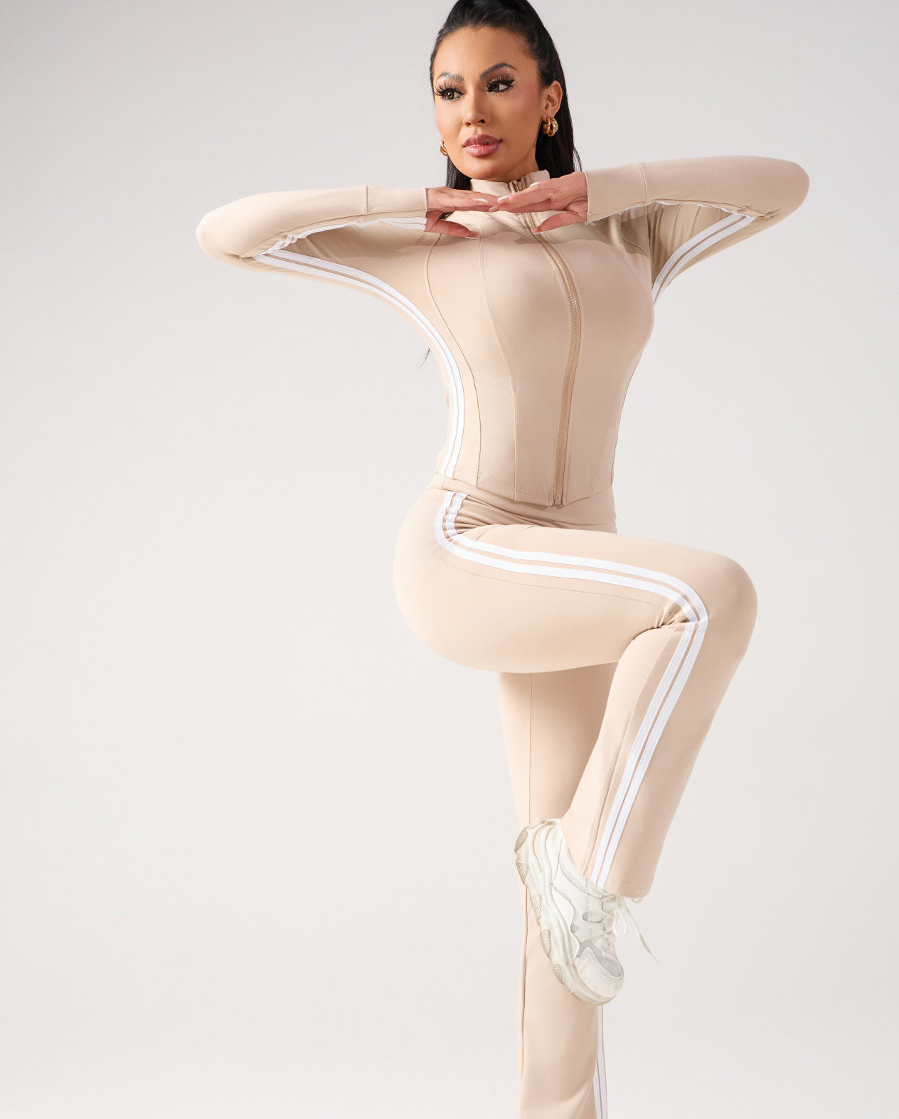 Women autumn contrasting color casual running and fitness two-piece set