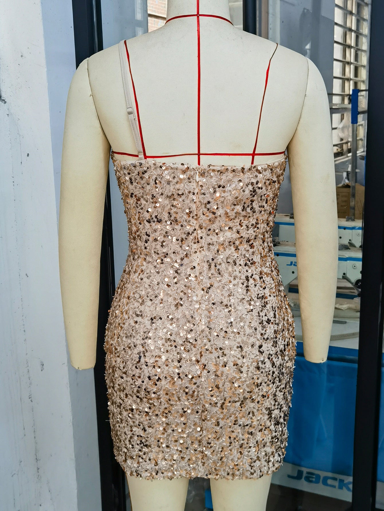 Women sexy one-shoulder Backless sequin dress 6