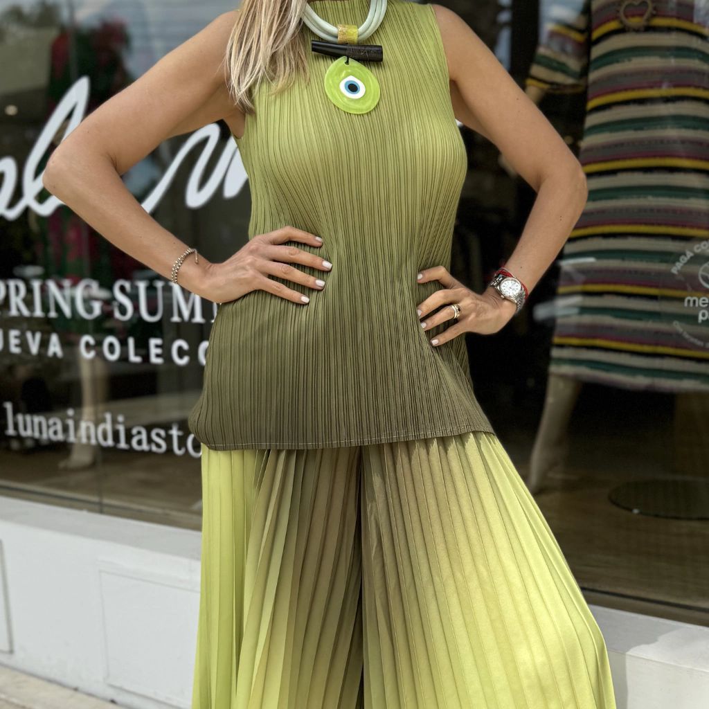 Women's Fashion Pleated Gradient Color Sleeveless Chic Loose Tops Wide-Leg Pants Set 12