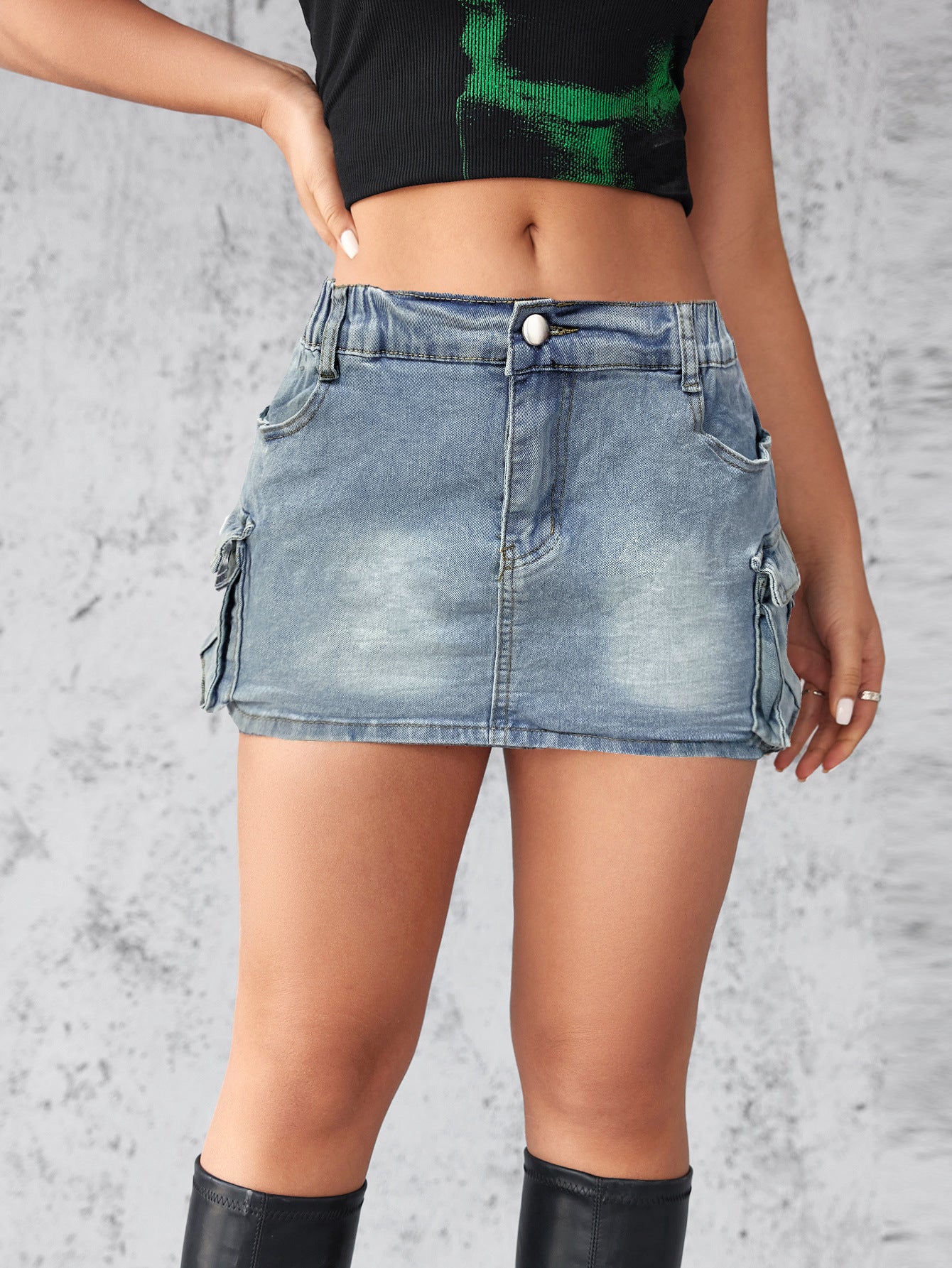 Women's Summer Retro Stretch Tight Fitting Cargo Pocket Denim Skirt 3