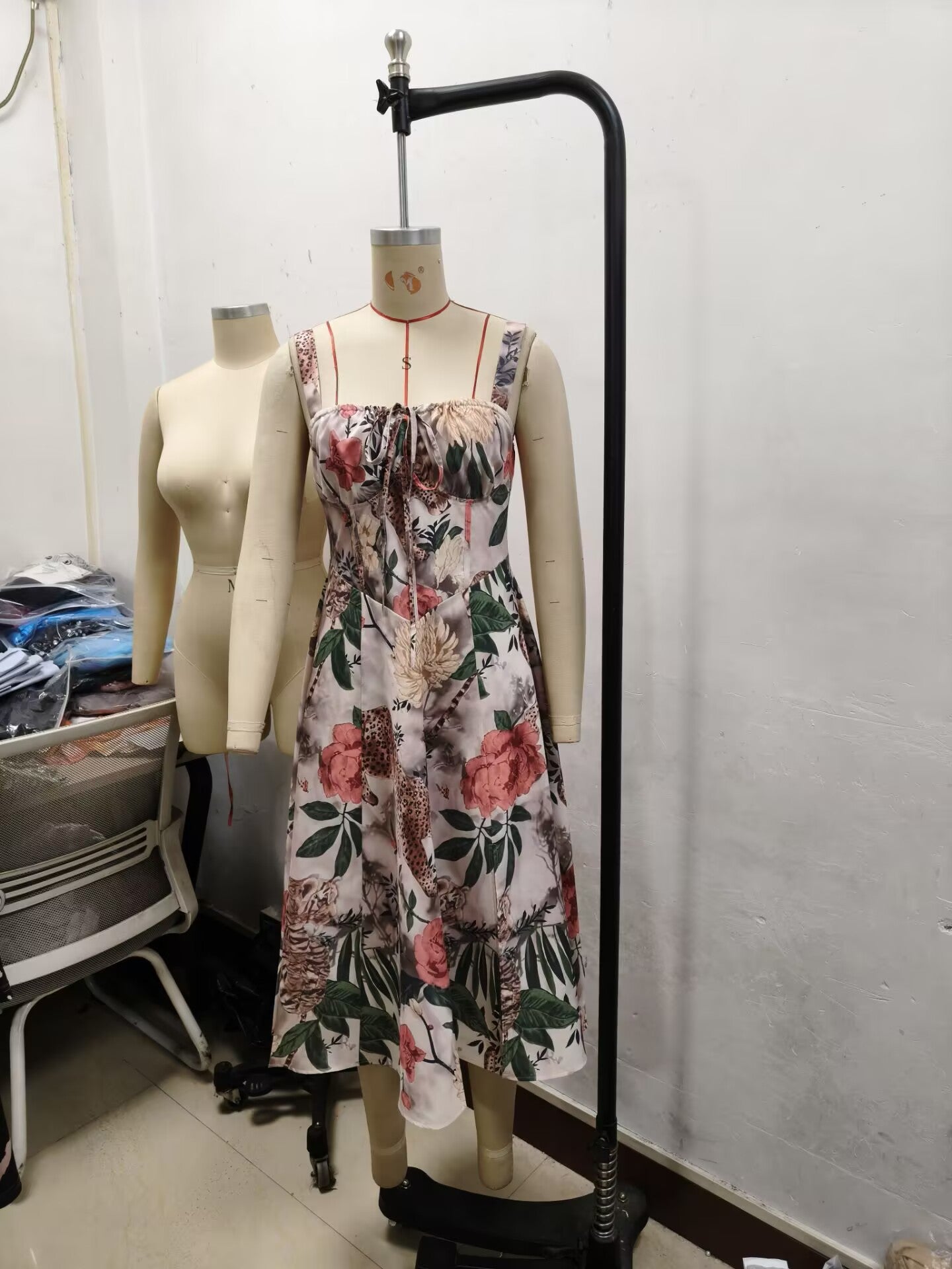 Women Sexy Slit Elegant Printed Strap Dress 9