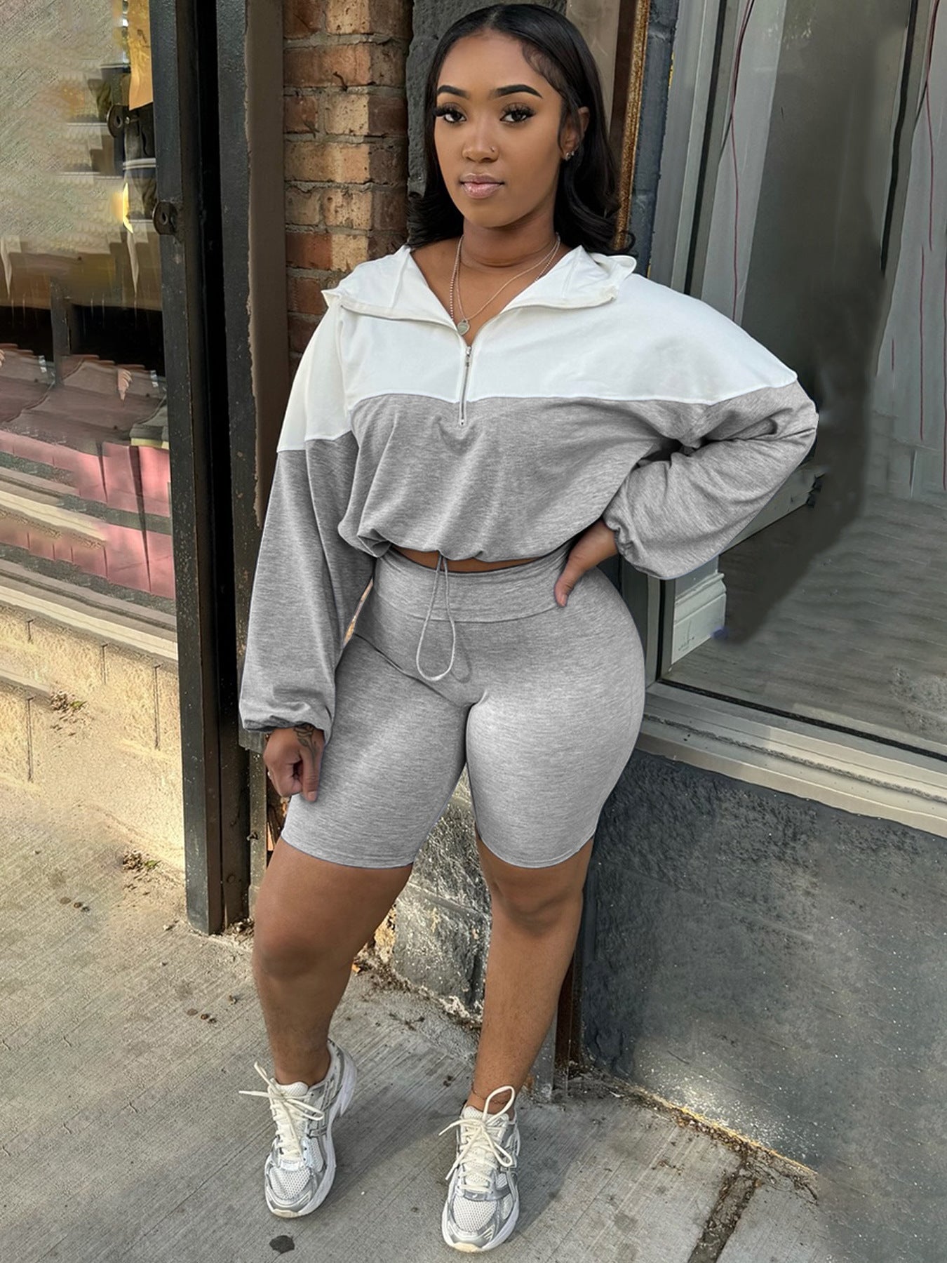 Women's Elastic Slim Waist Contrast Long Sleeve Sports Casual Two Piece Shorts Set 4