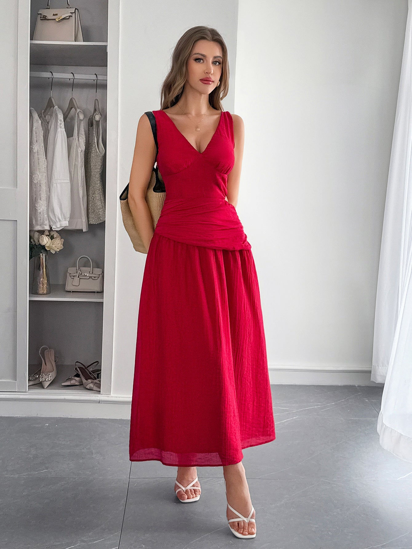 Elegant Holiday Deep V-Neck Maxi Dress for Summer 9