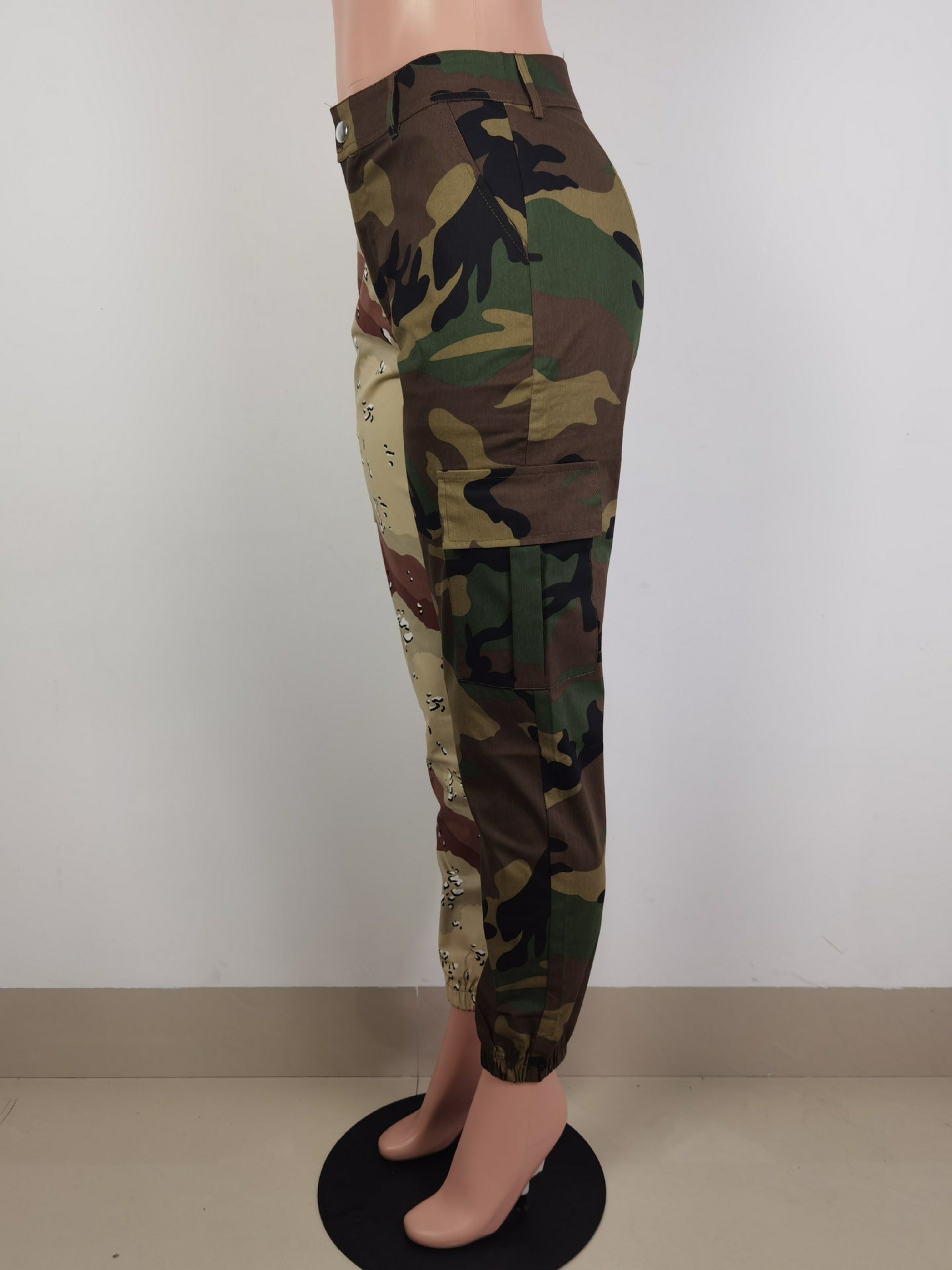 Women's Fashion Style Contrast Patchwork Camo Cargo Pants 14