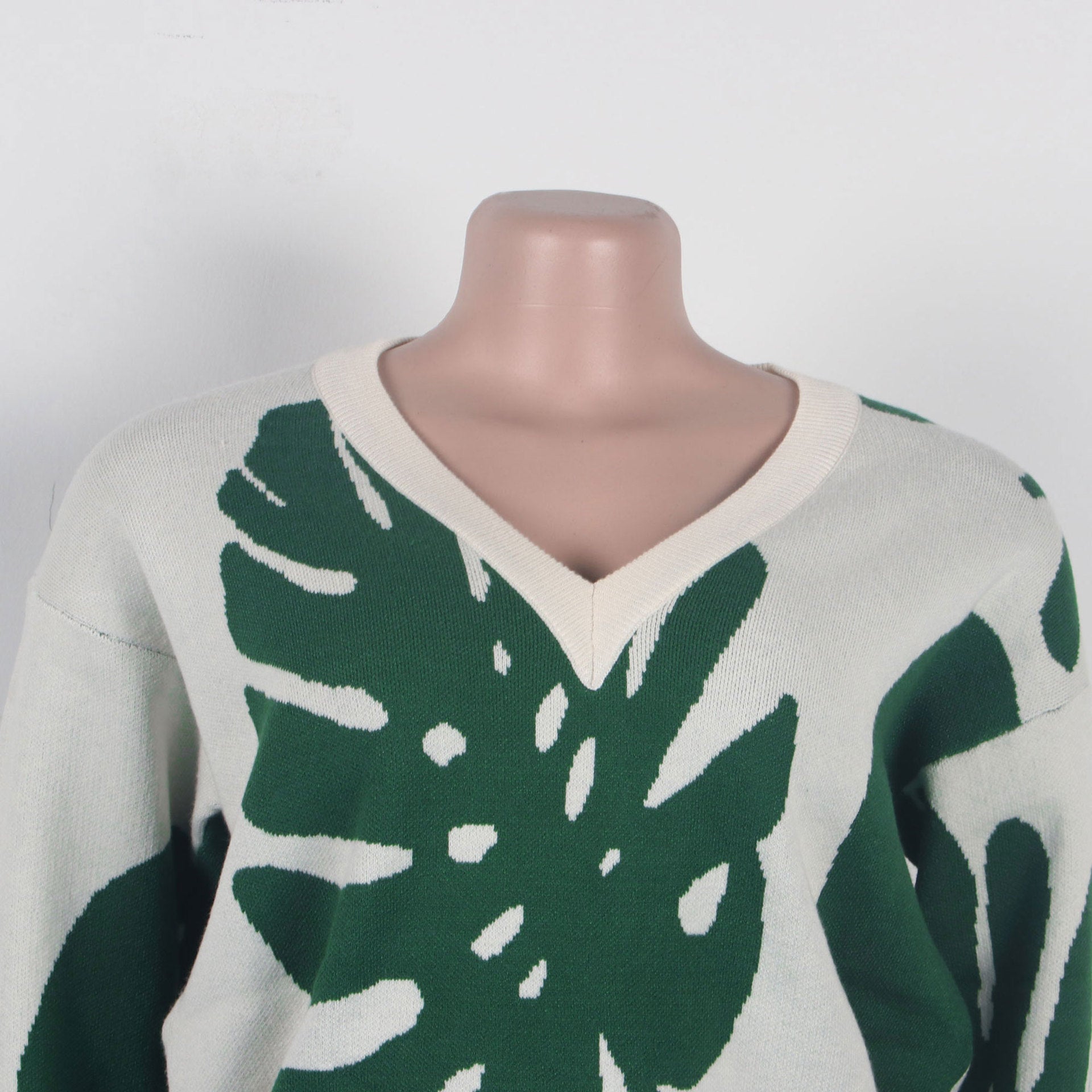 Sexy Leaf V-Neck Pullover Long-Sleeved Sweater Two-Piece Set 18
