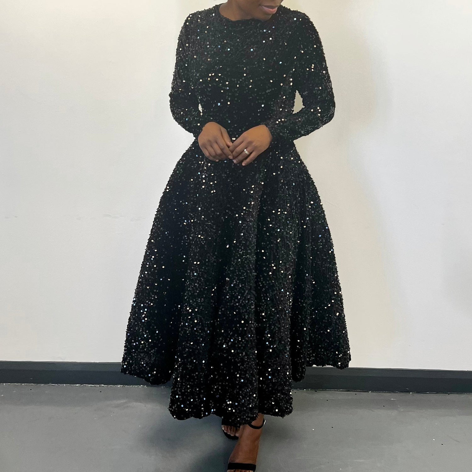 Women Round Neck Long Sleeve Solid Sequin Dress 5