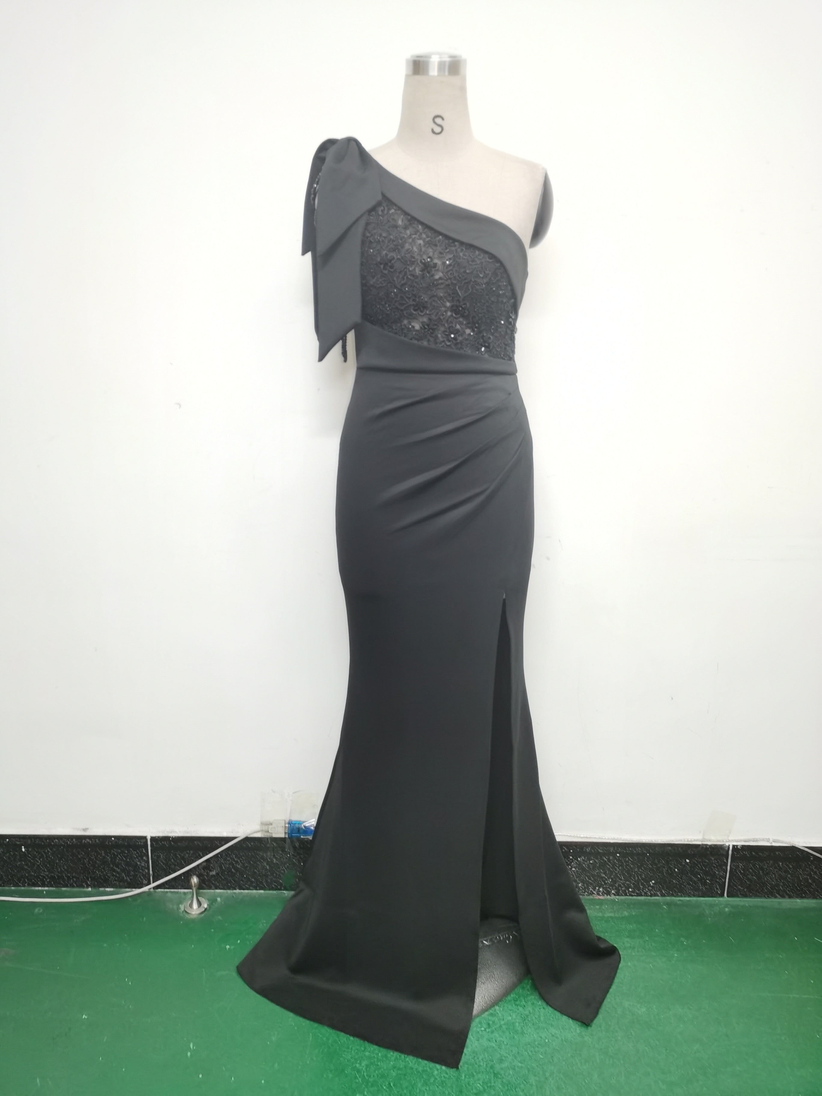 Beaded Lace Luxury Satin Evening Dress 20