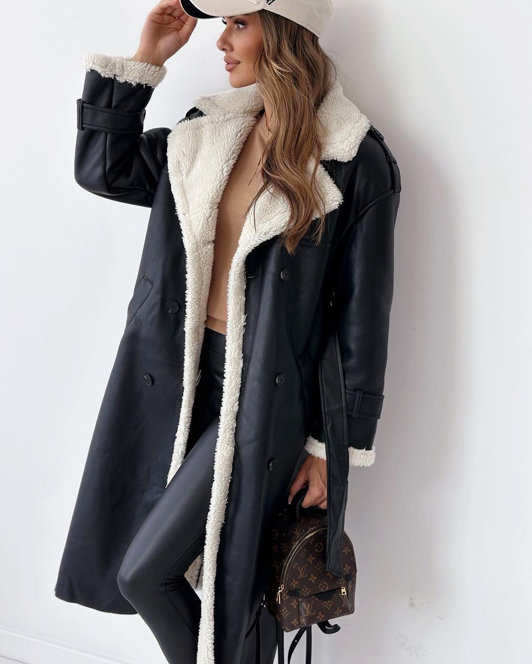 Autumn And Winter Reversed Wear Turndown Collar Coat 6