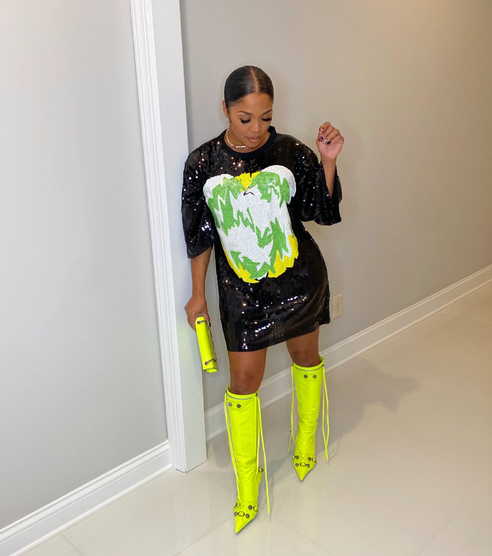 Women's Fashionable Short-Sleeved Sexy Sequin Loose Summer Dress 3