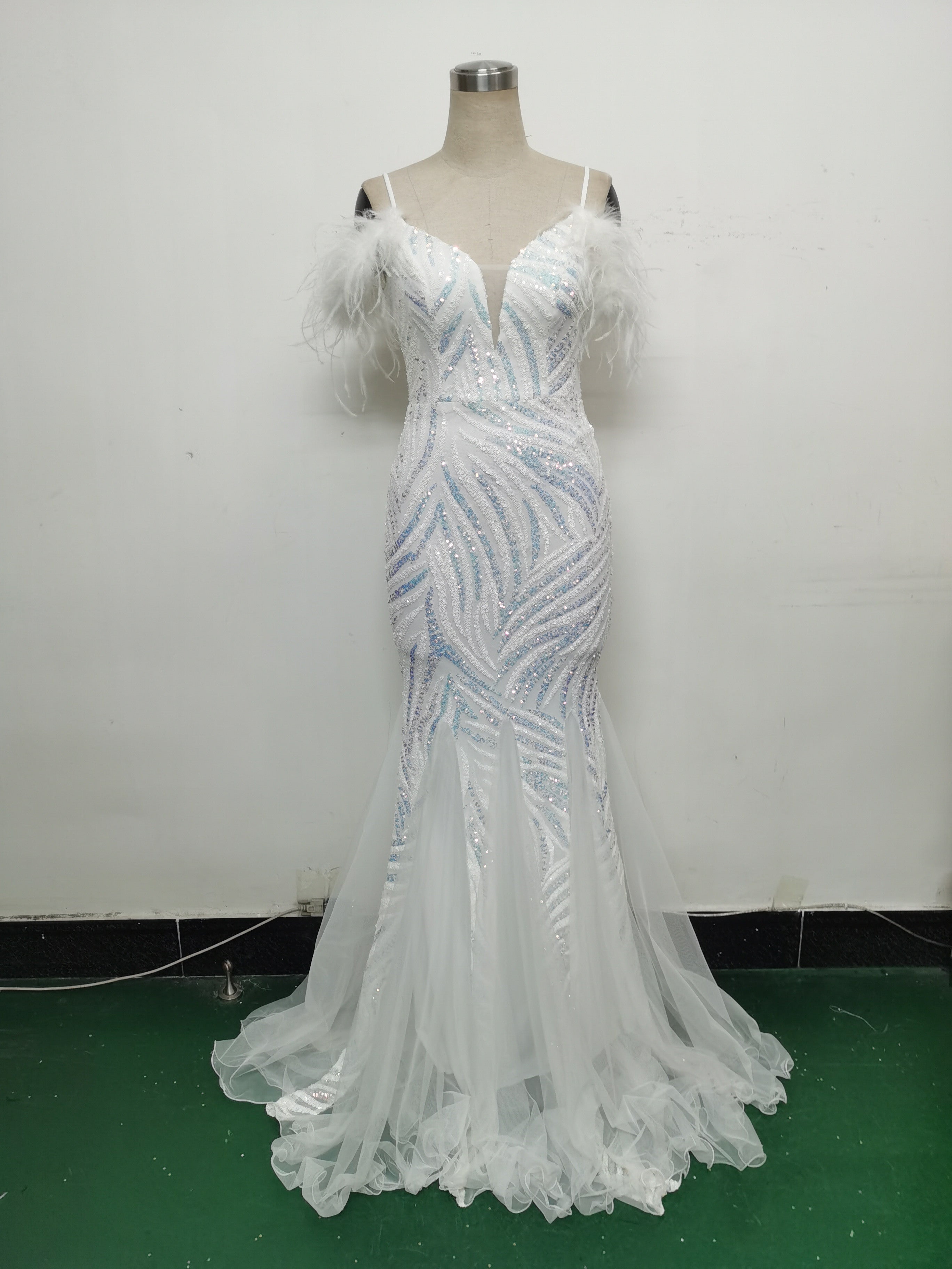 feather sequin Patchwork Mesh luxury evening dress 35