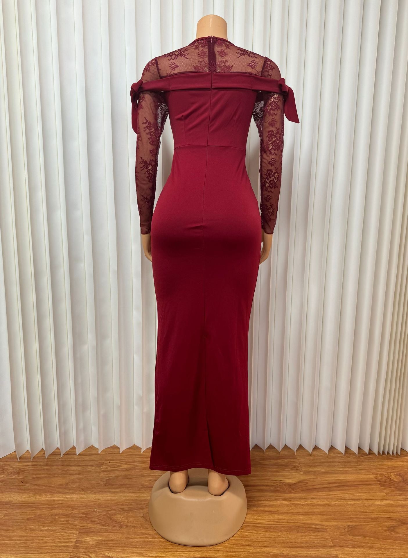 Solid Round Neck Sexy Lace Patchwork Sheer Slit Evening Dress for Women 11