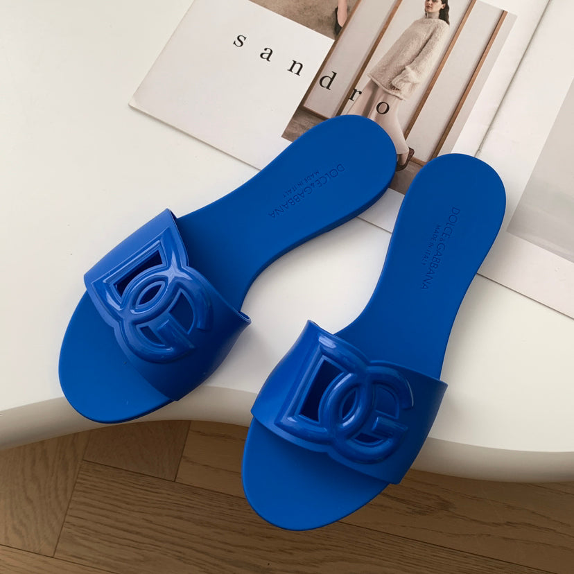 Summer casual outdoor wear one-piece sandals waterproof beach anti-slip flat slippers 5