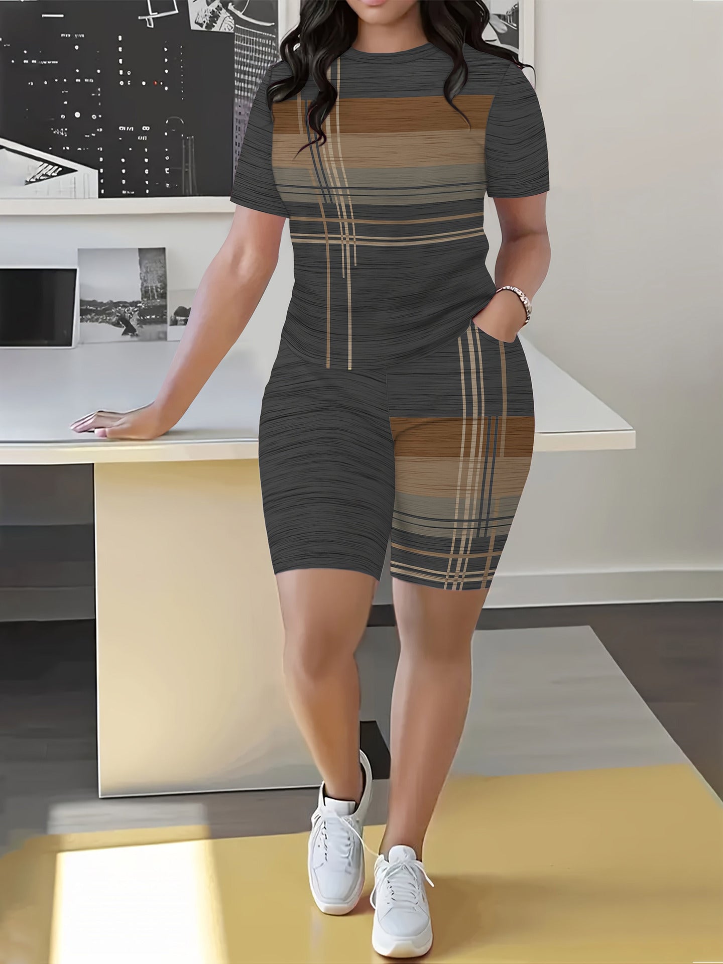 Women's Spring/Summer Geometric Stripe Round Neck T-Shirt & Tight-Fit Shorts Casual Set 14