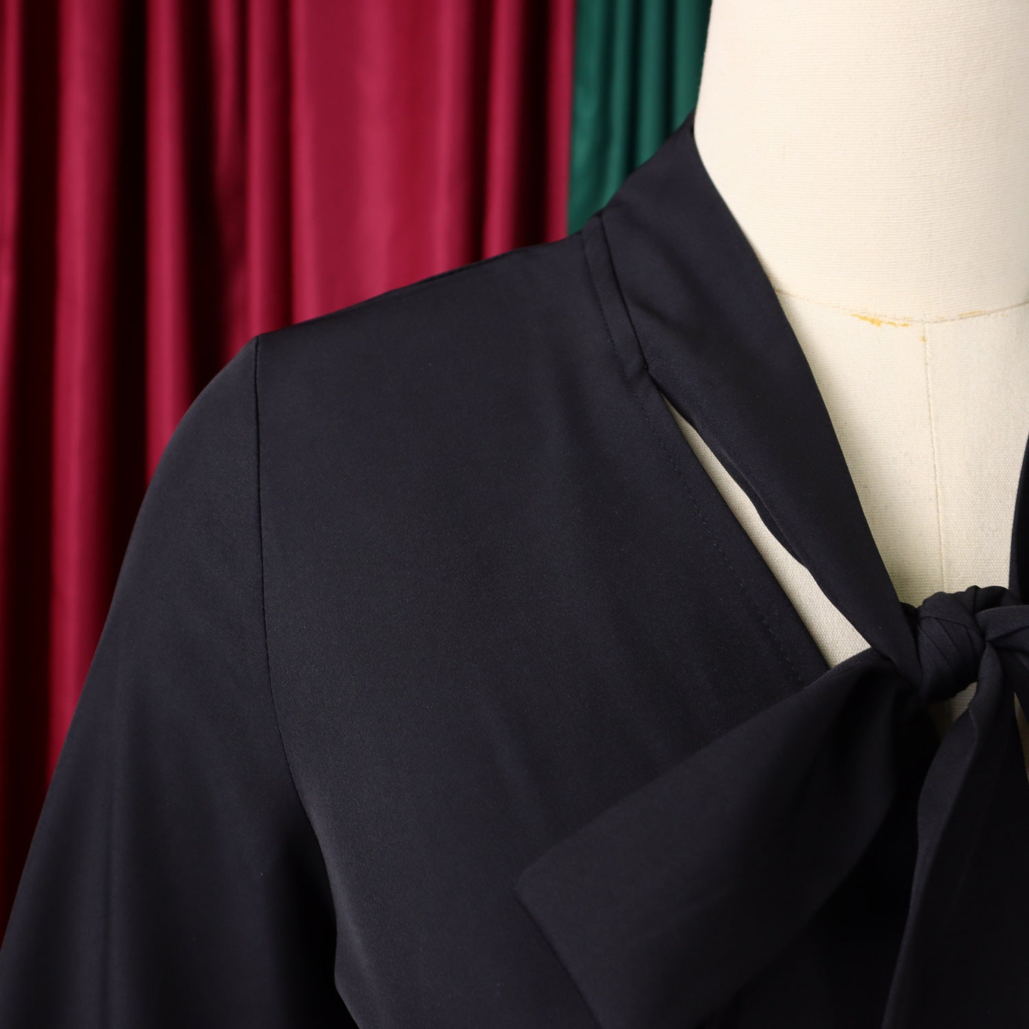 Women 3/4-sleeve tie dress with irregular pleats 33