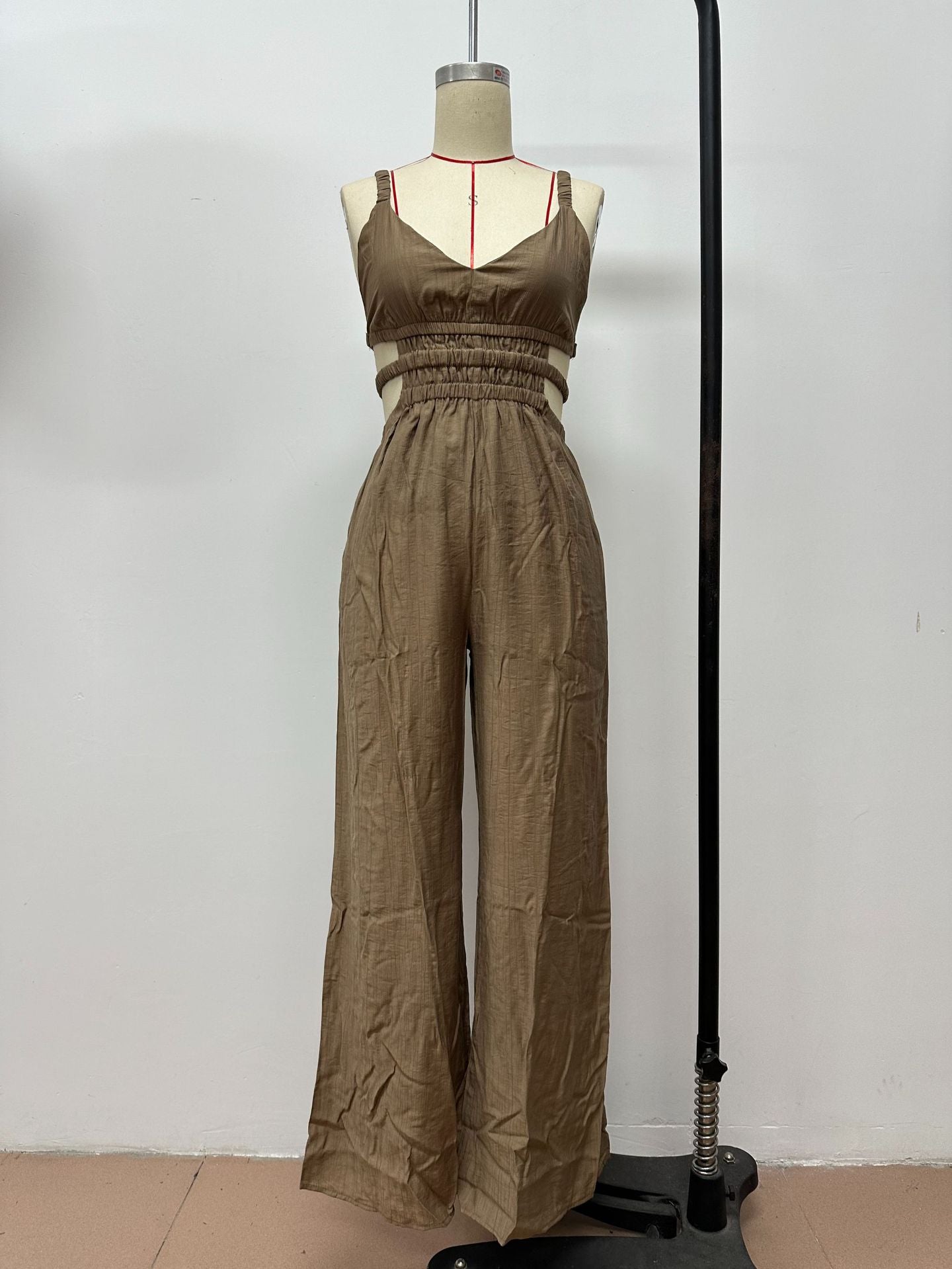Pure Color Women's Fashionable Strap Low Back Wide Leg Jumpsuit 8